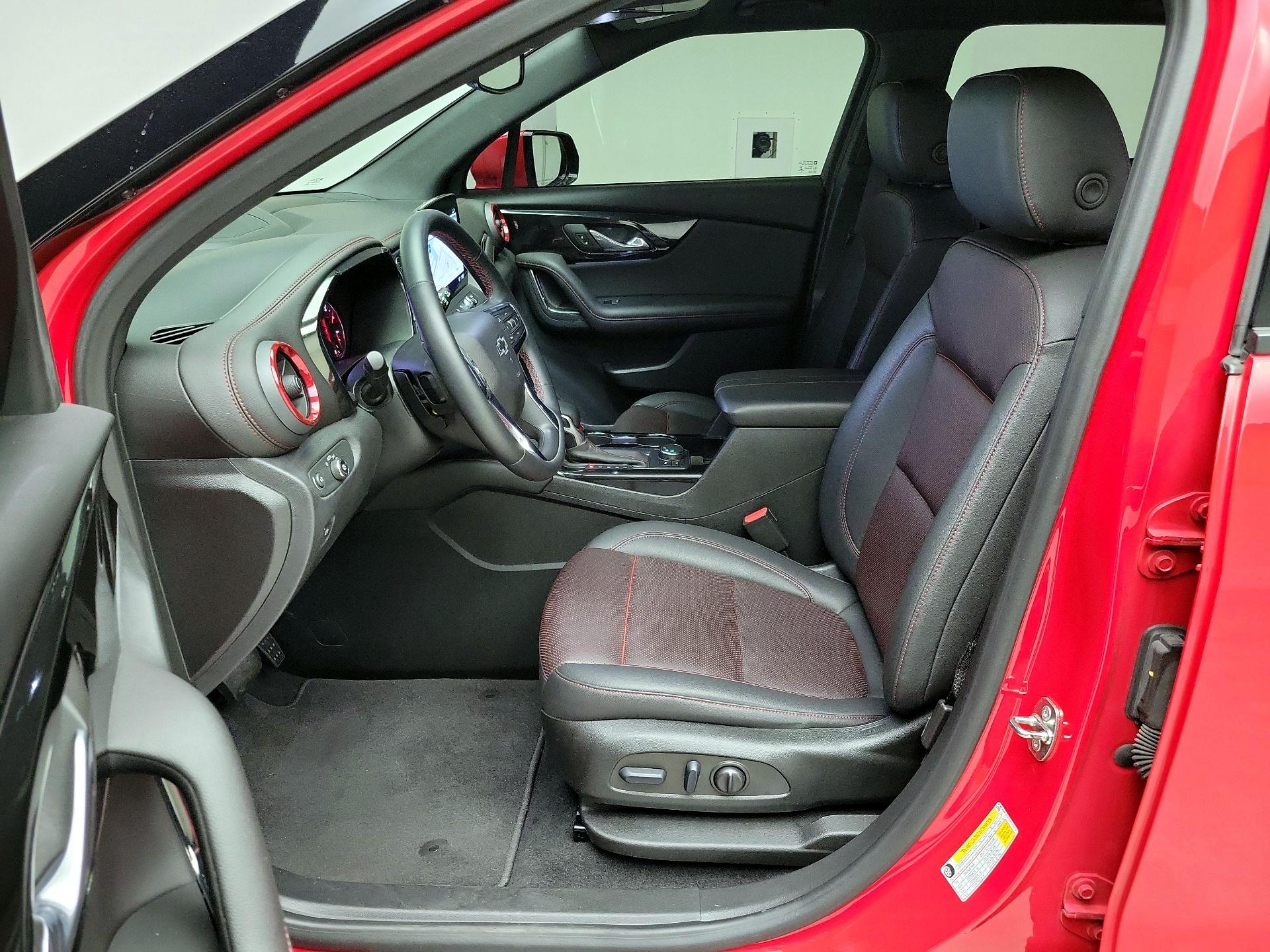 Thumbnail: 2023 Chevrolet Blazer - 9