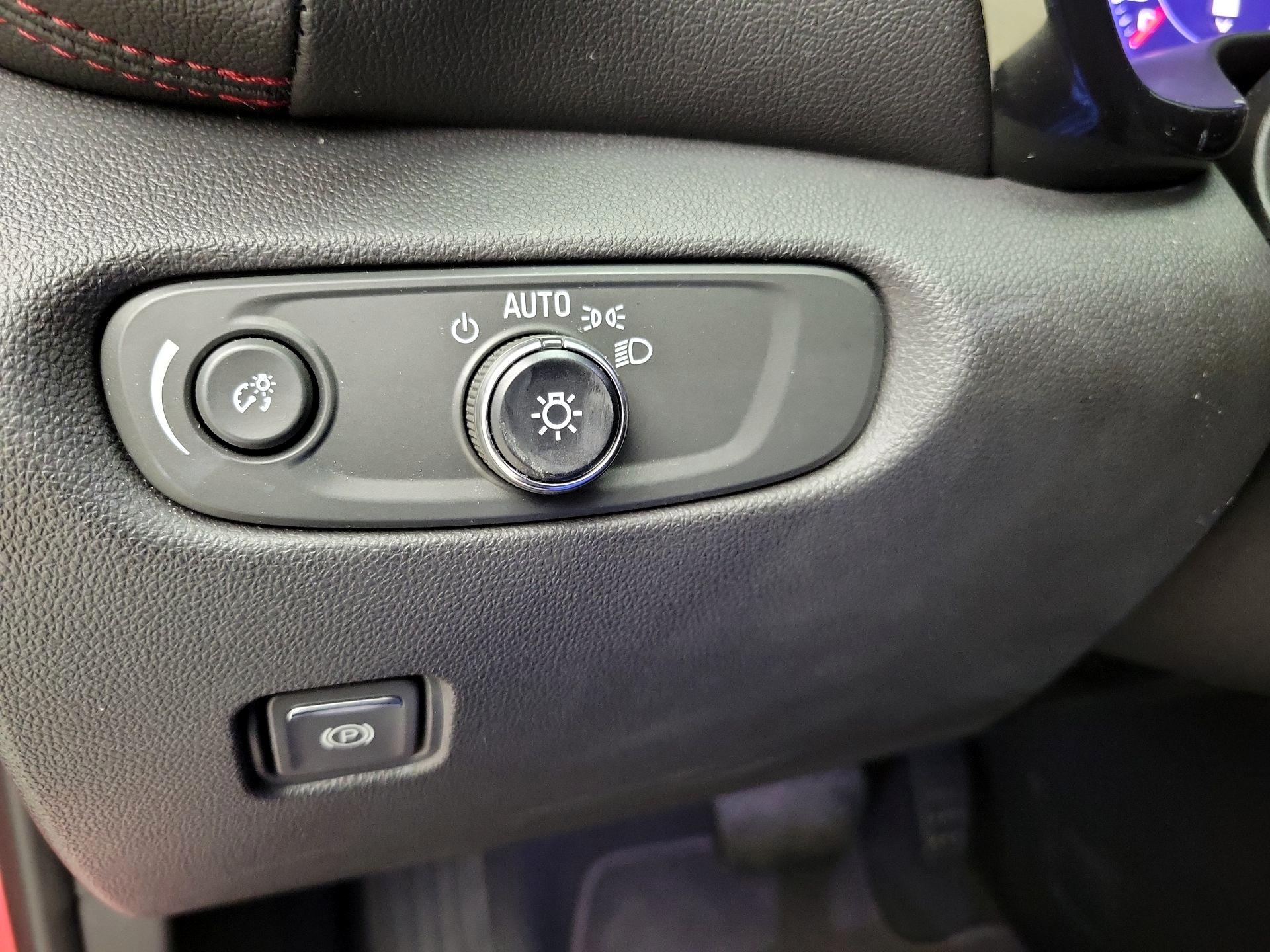 Thumbnail: 2023 Chevrolet Blazer - 11