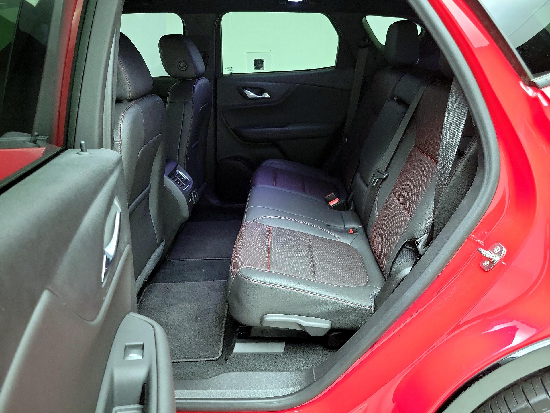 Thumbnail: 2023 Chevrolet Blazer - 18