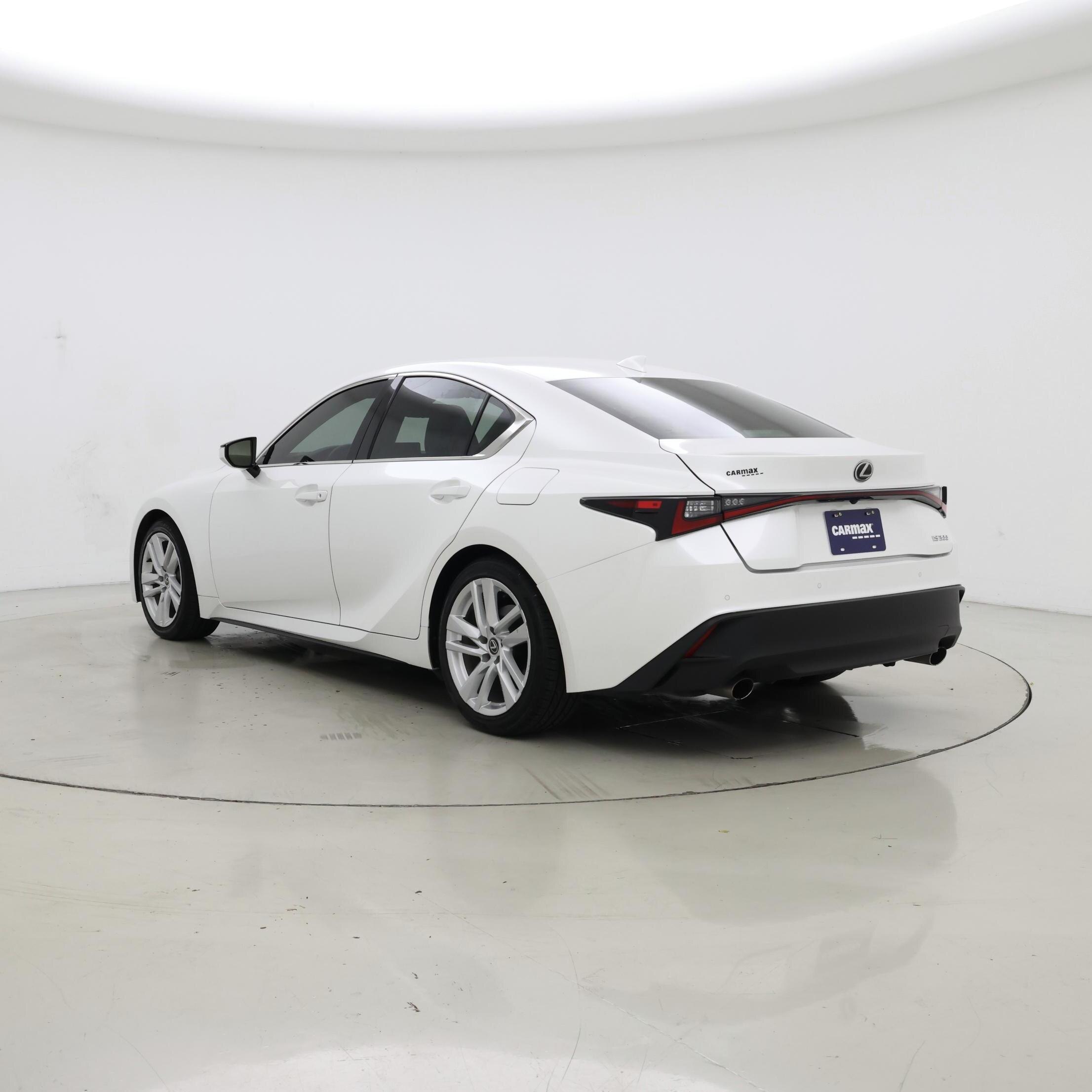 Thumbnail: 2023 Lexus IS - 2