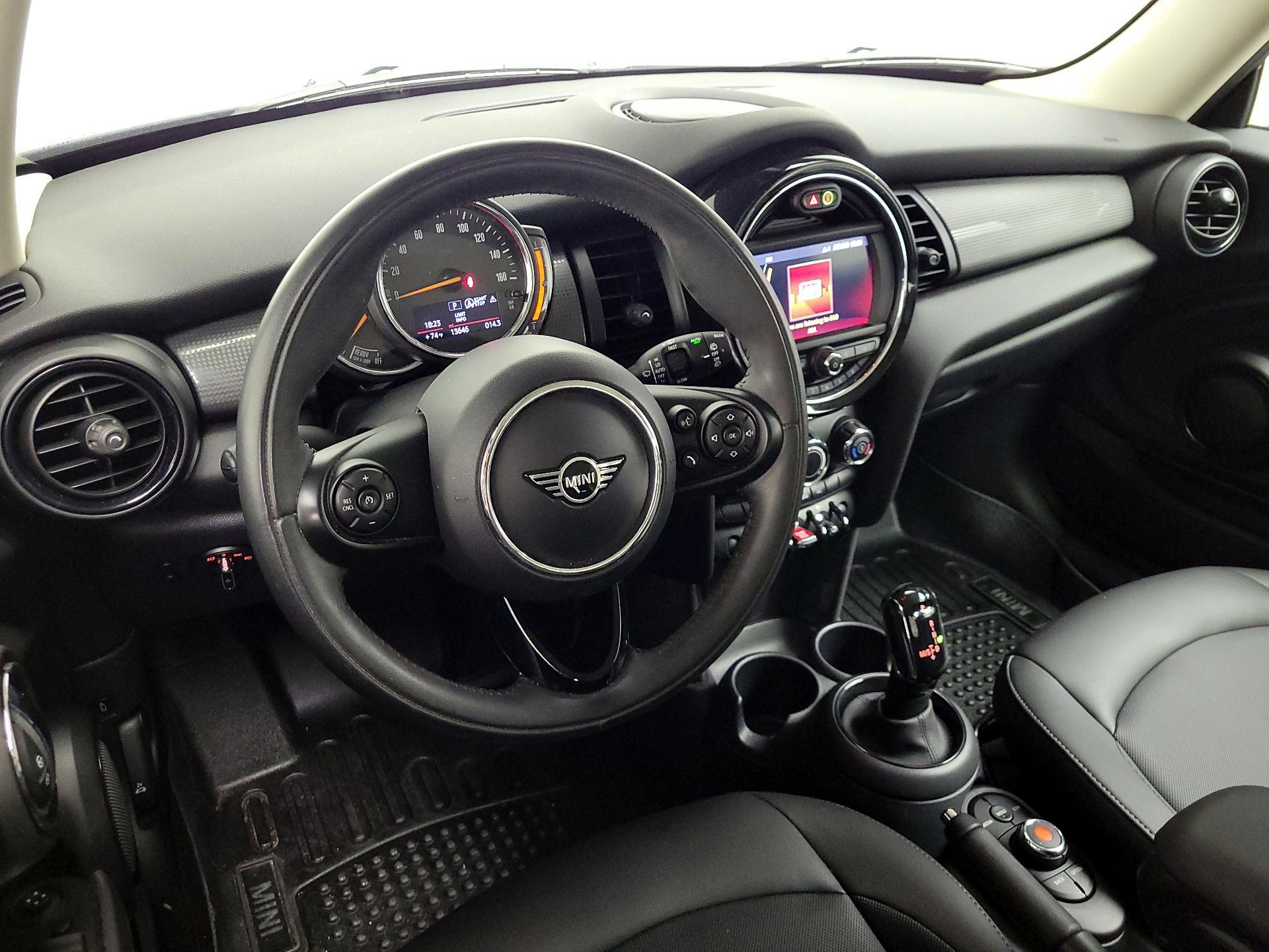 Thumbnail: 2020 MINI Cooper Hardtop - 9