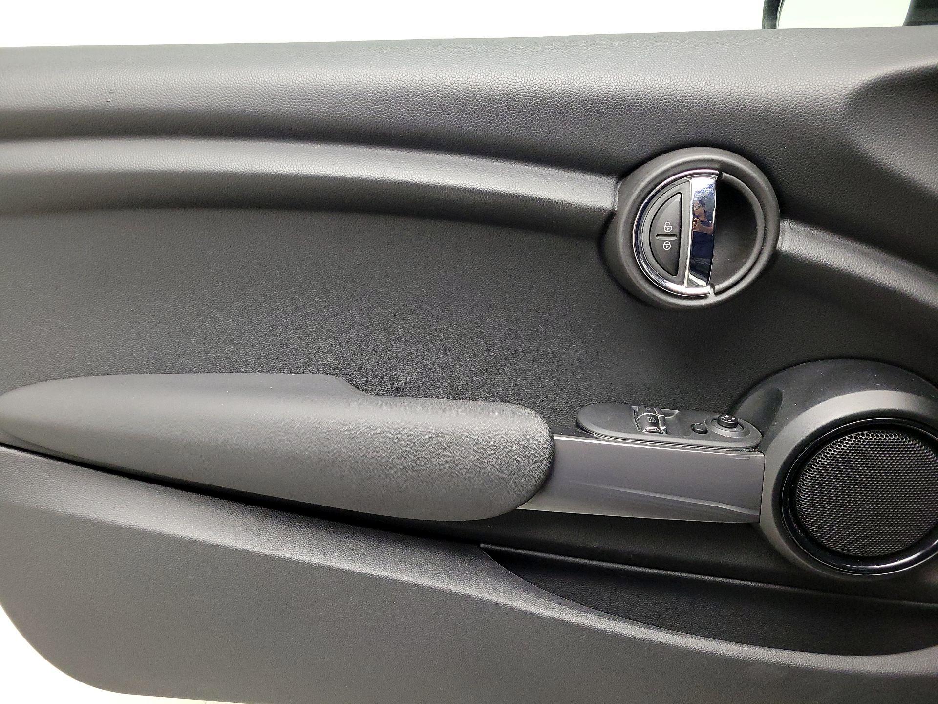 Thumbnail: 2020 MINI Cooper Hardtop - 12