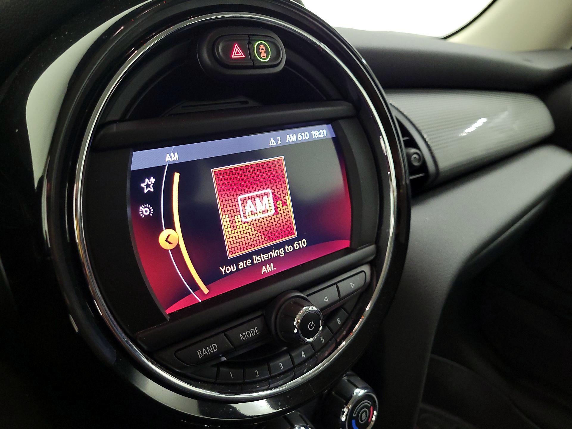 Thumbnail: 2020 MINI Cooper Hardtop - 15