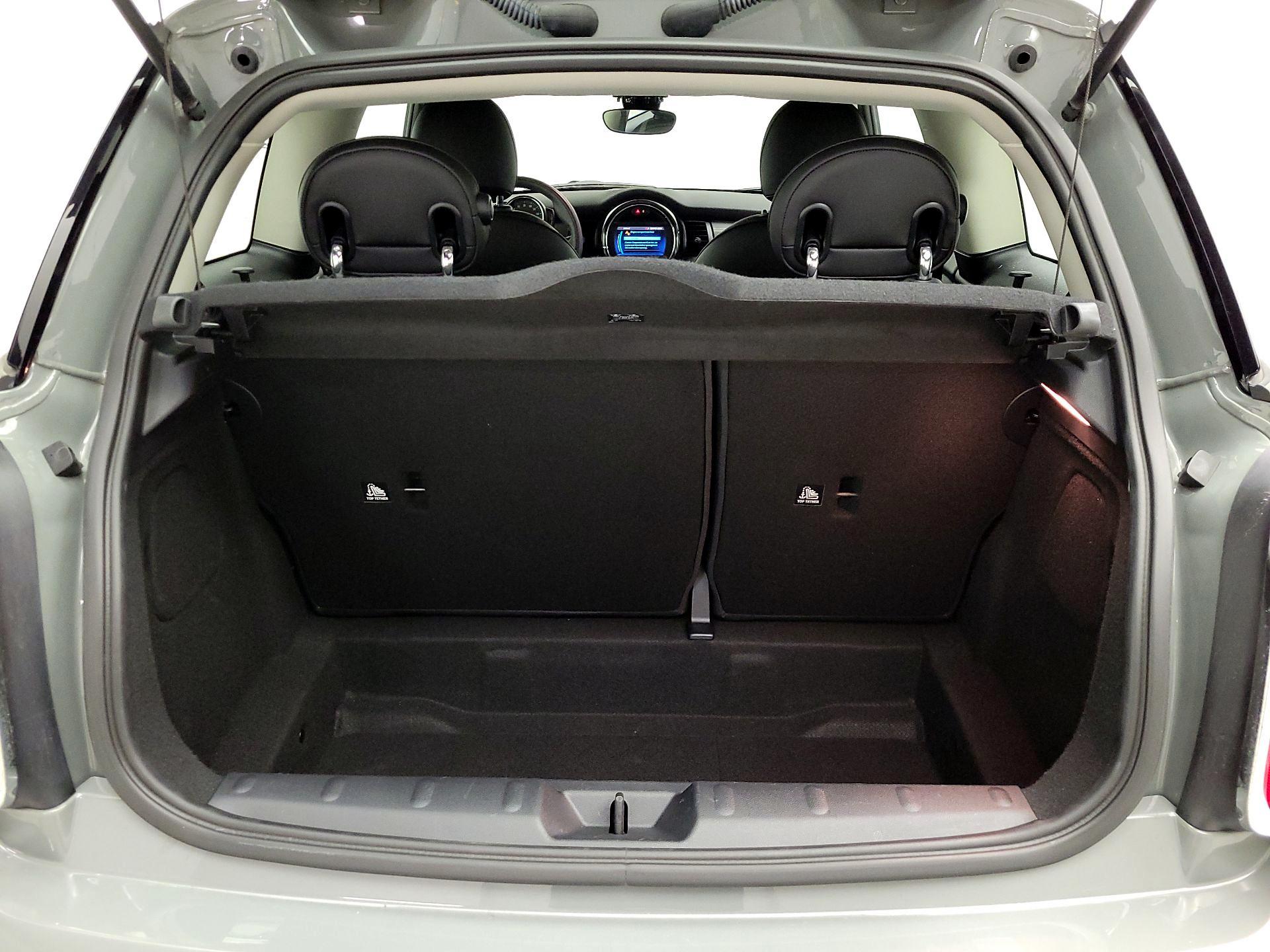 Thumbnail: 2020 MINI Cooper Hardtop - 20