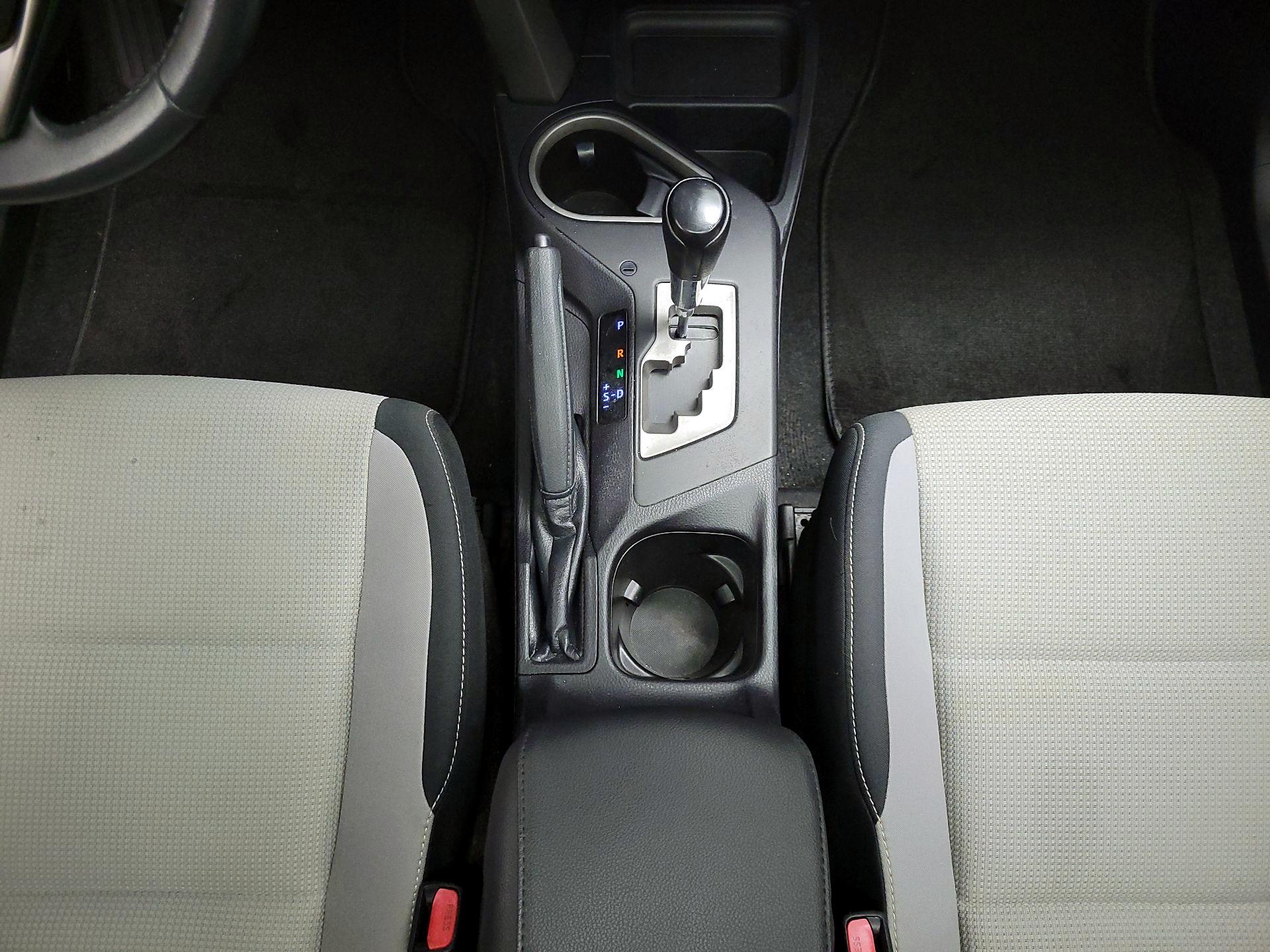 Thumbnail: 2017 Toyota RAV4 - 17