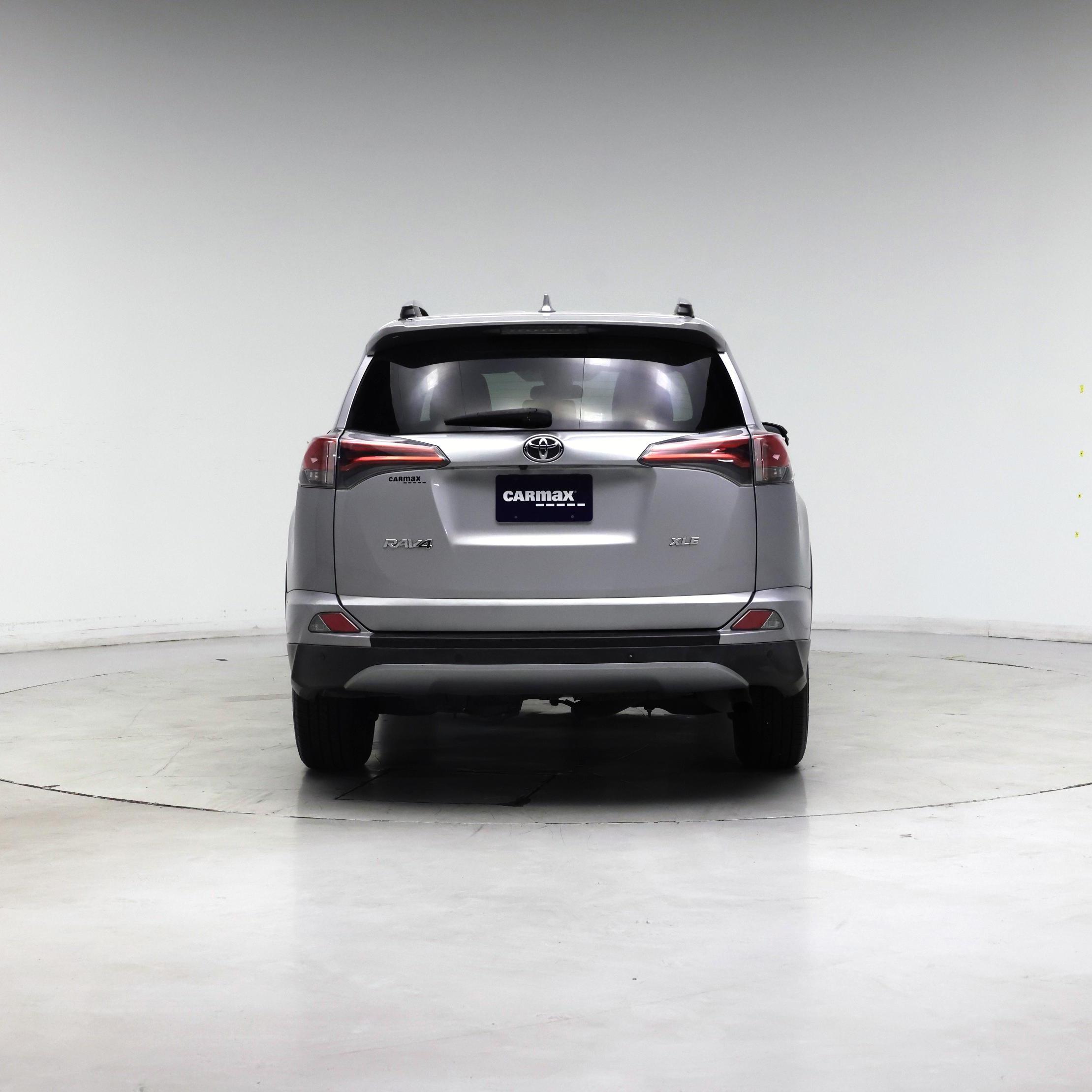 Thumbnail: 2017 Toyota RAV4 - 6