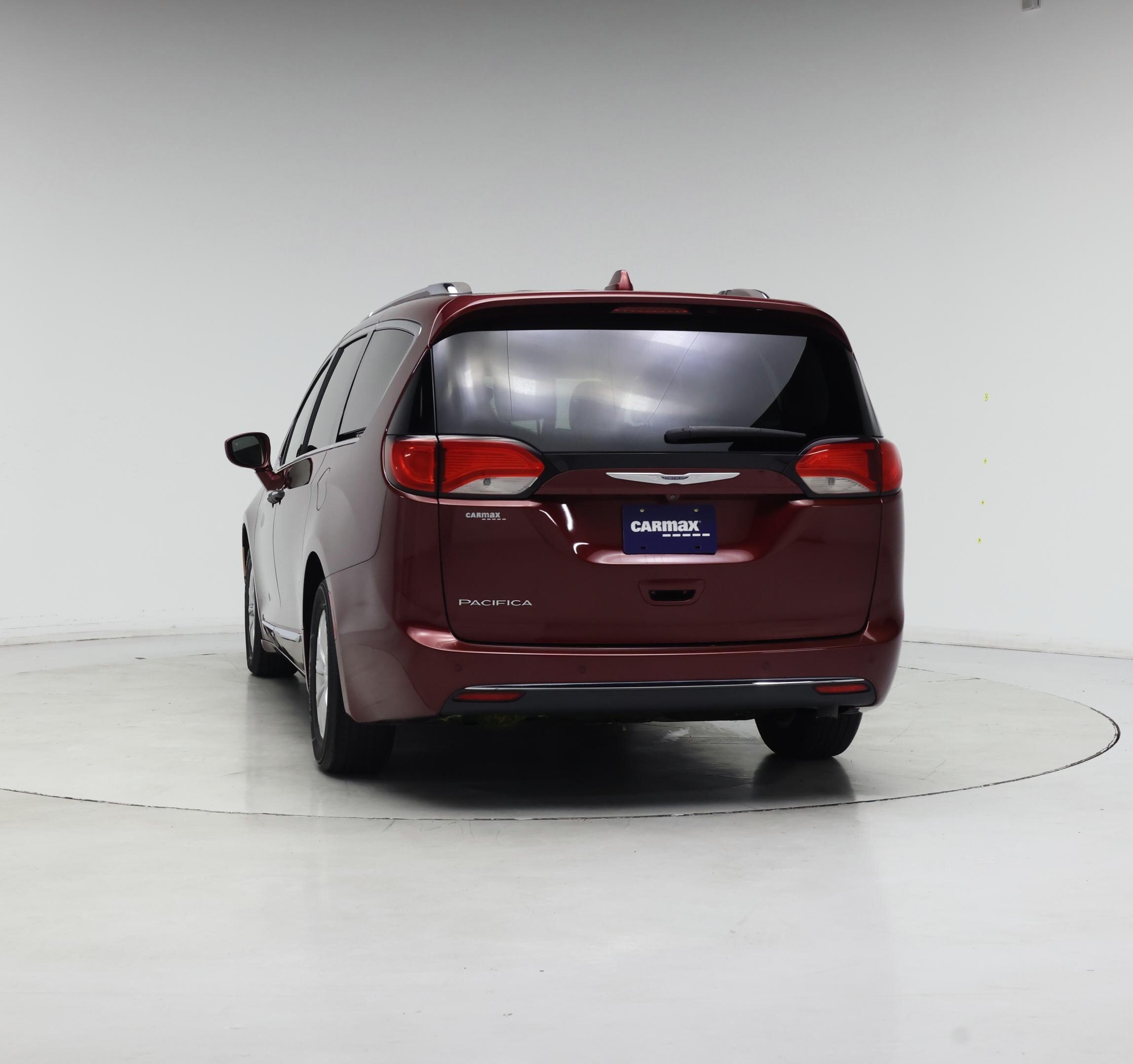 Thumbnail: 2018 Chrysler Pacifica - 6