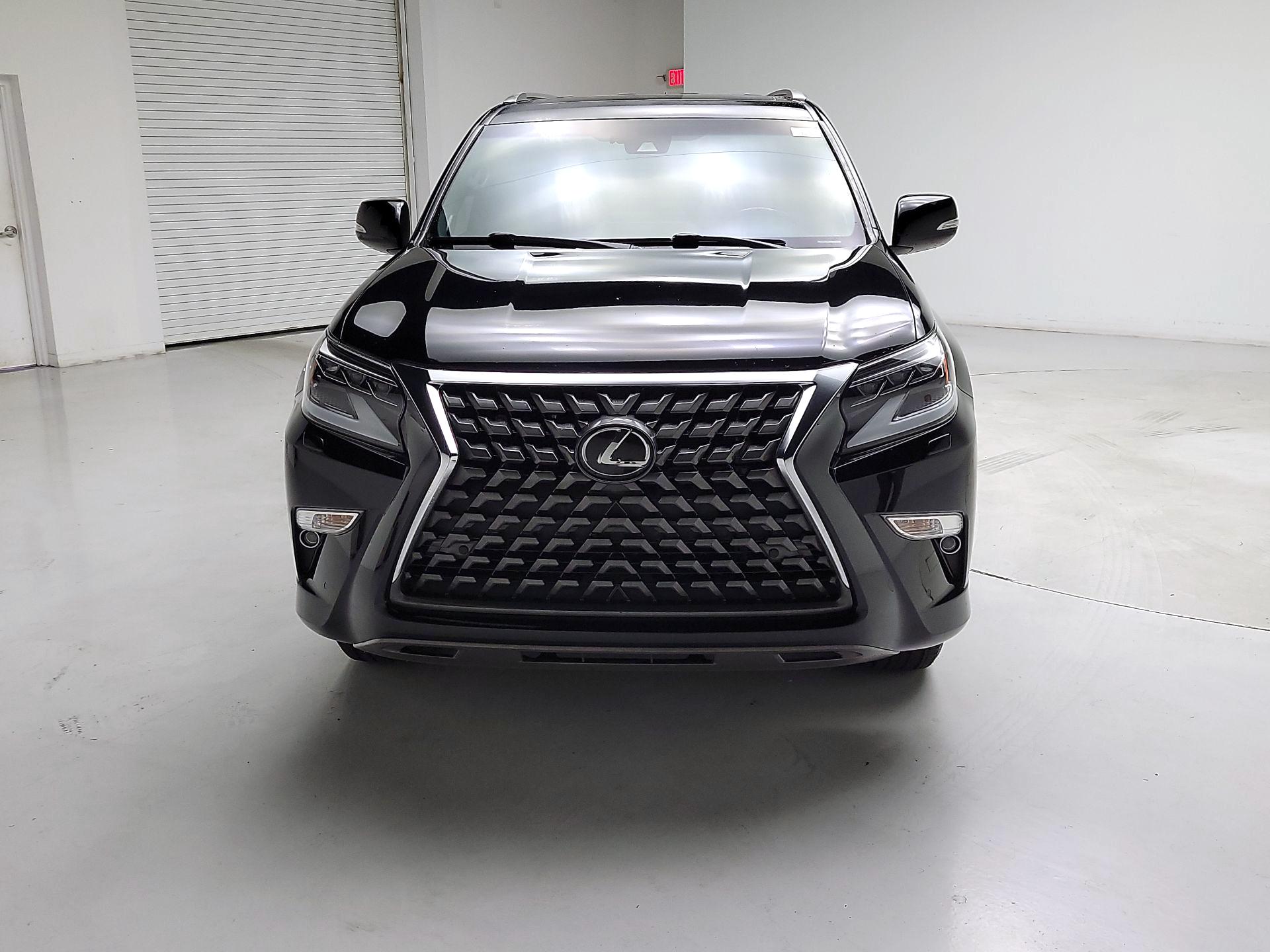 Thumbnail: 2023 Lexus GX - 2