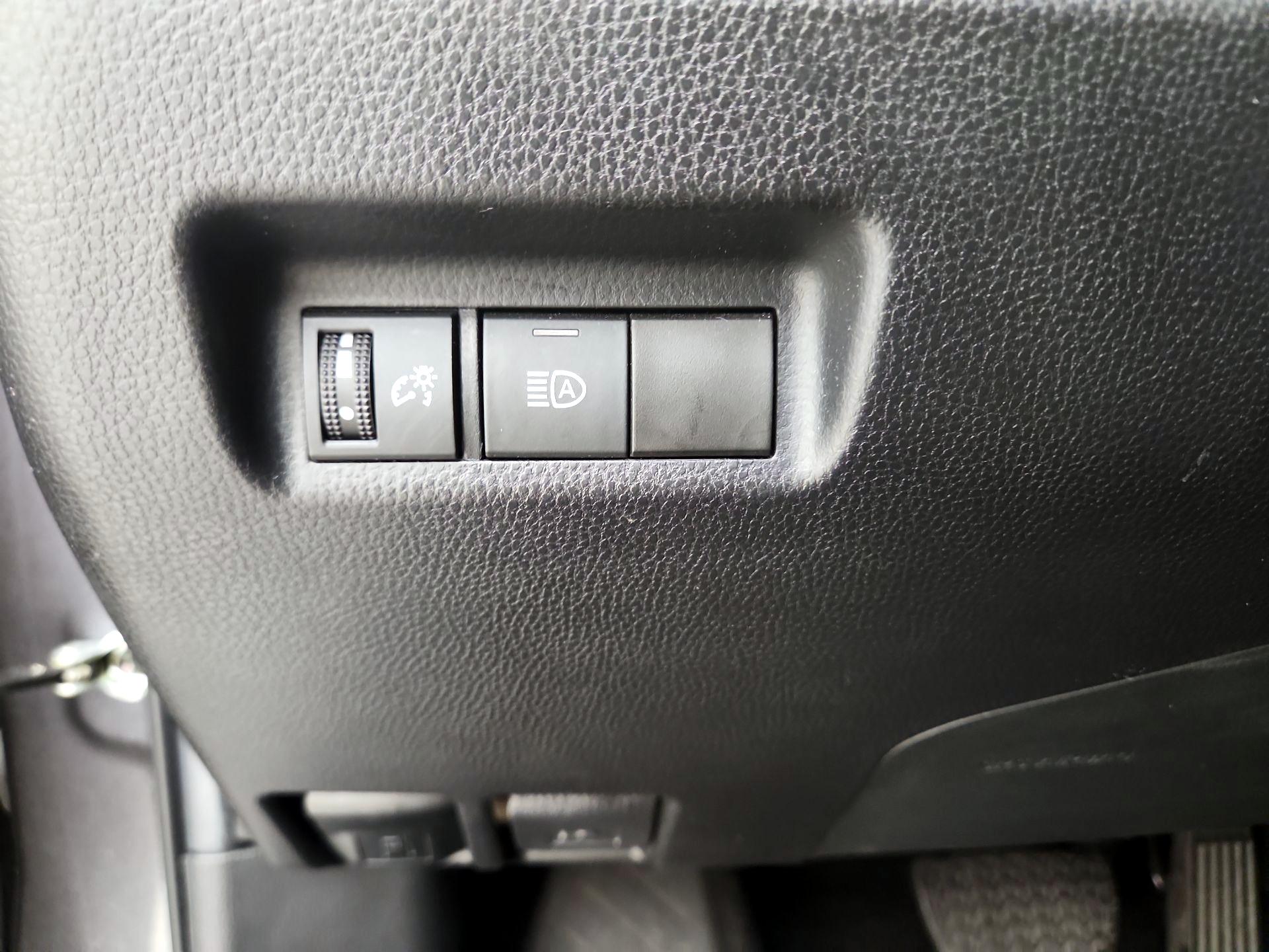 Thumbnail: 2023 Toyota RAV4 - 13