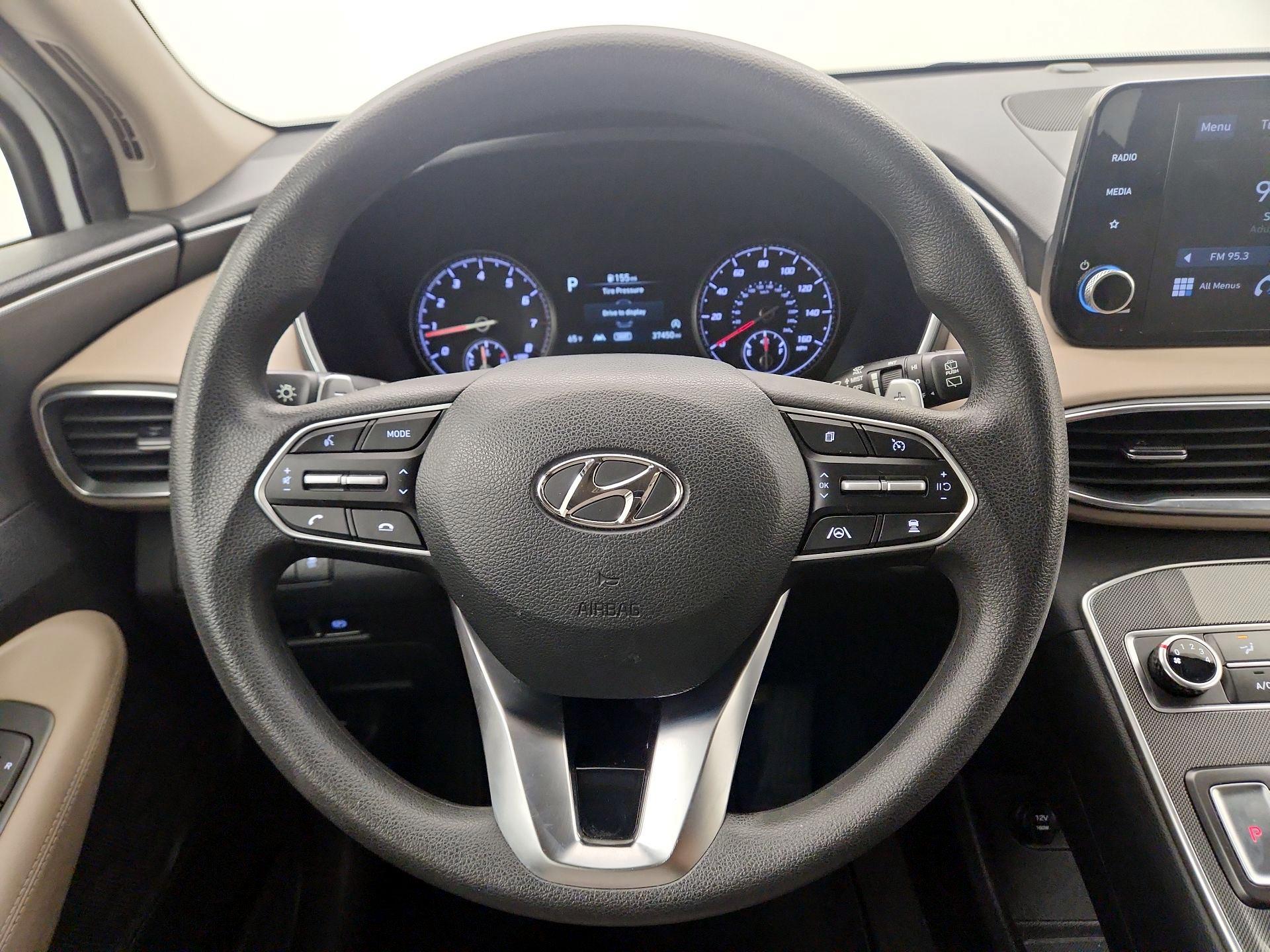 Thumbnail: 2022 Hyundai Santa Fe - 10