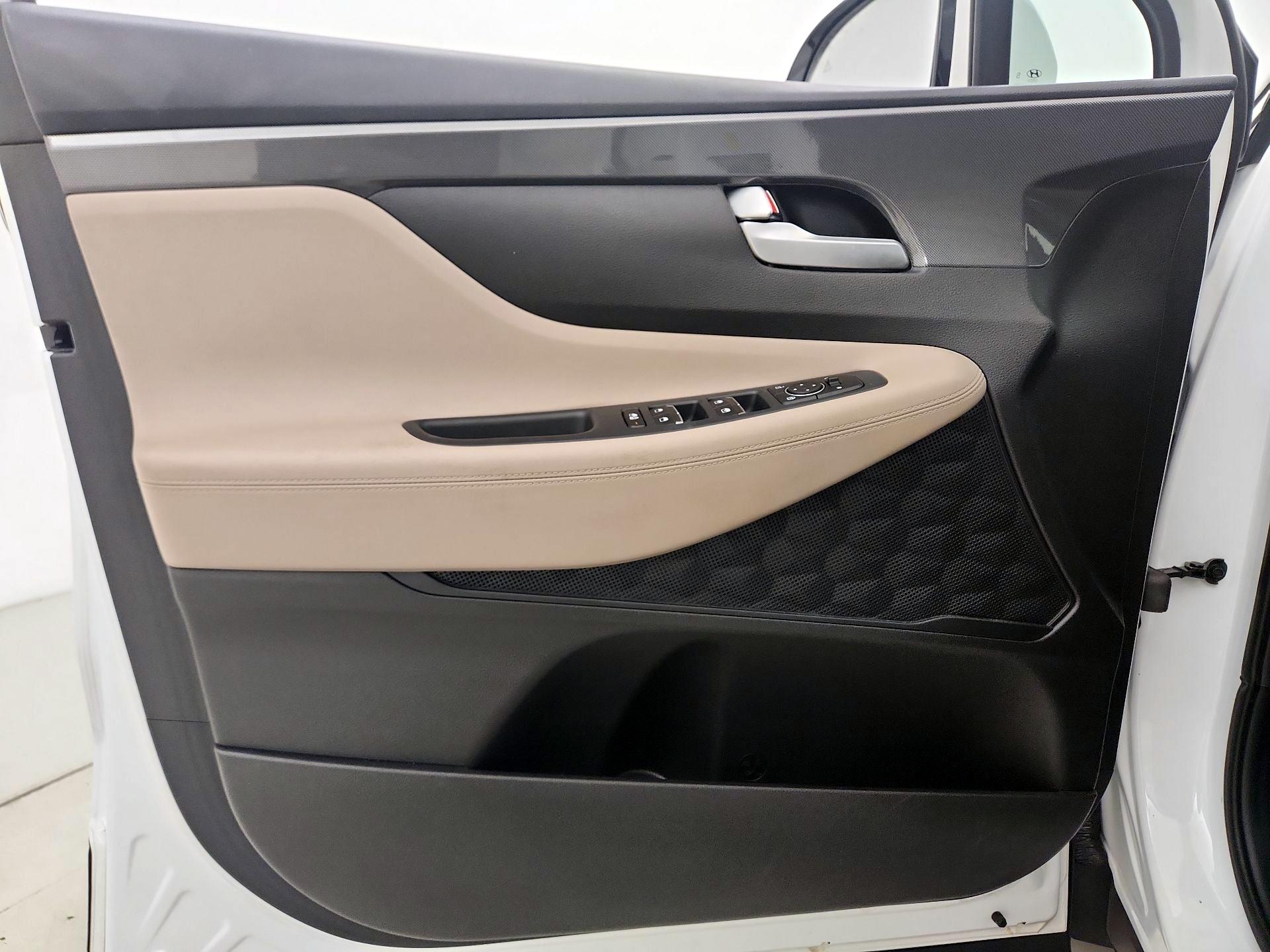 Thumbnail: 2022 Hyundai Santa Fe - 12