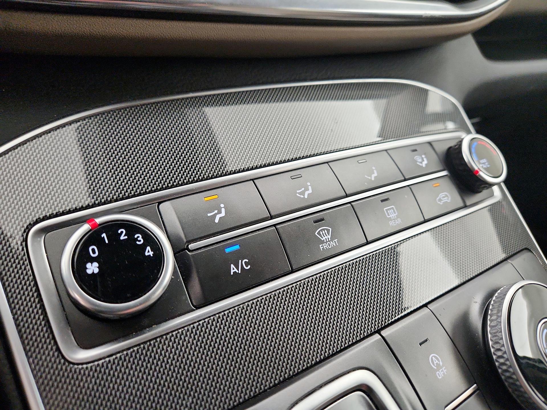 Thumbnail: 2022 Hyundai Santa Fe - 16