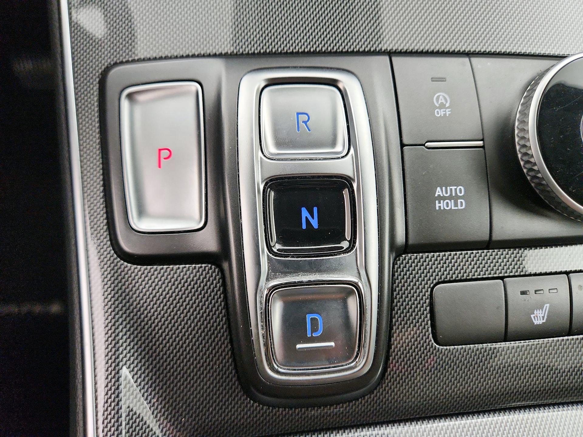 Thumbnail: 2022 Hyundai Santa Fe - 17