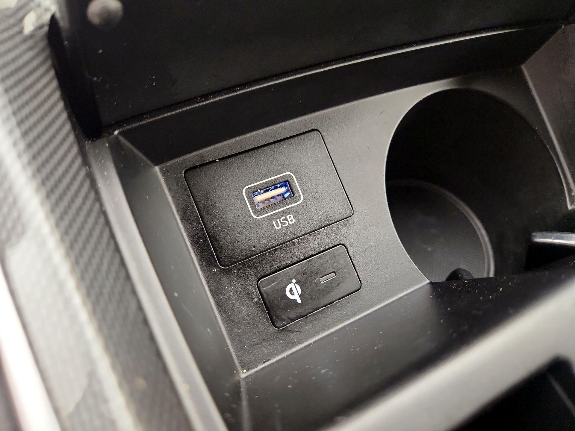 Thumbnail: 2022 Hyundai Santa Fe - 18