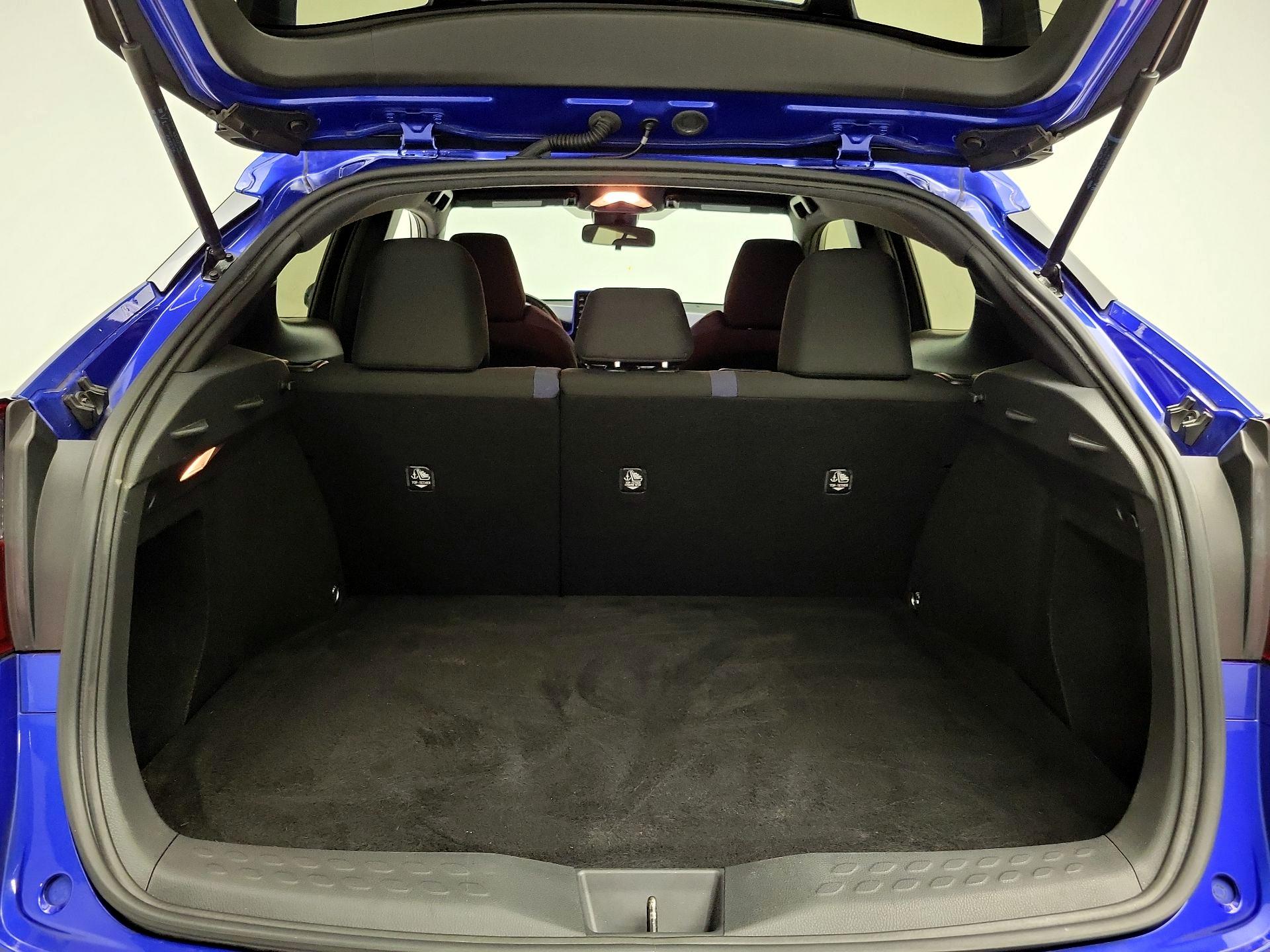 Thumbnail: 2021 Toyota C-HR - 20