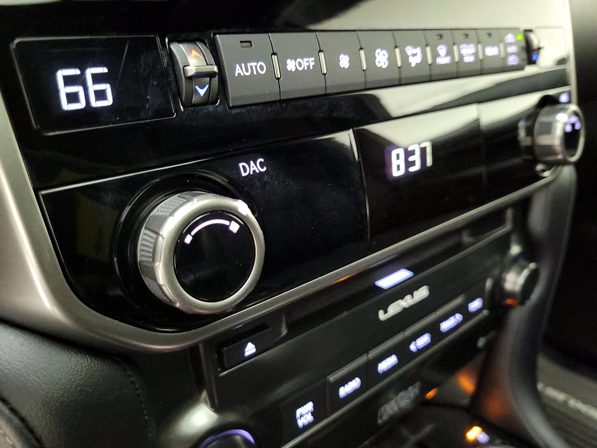 Thumbnail: 2022 Lexus GX - 15