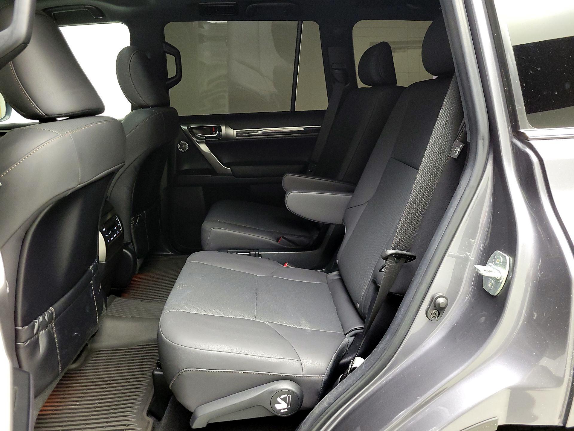 Thumbnail: 2022 Lexus GX - 19