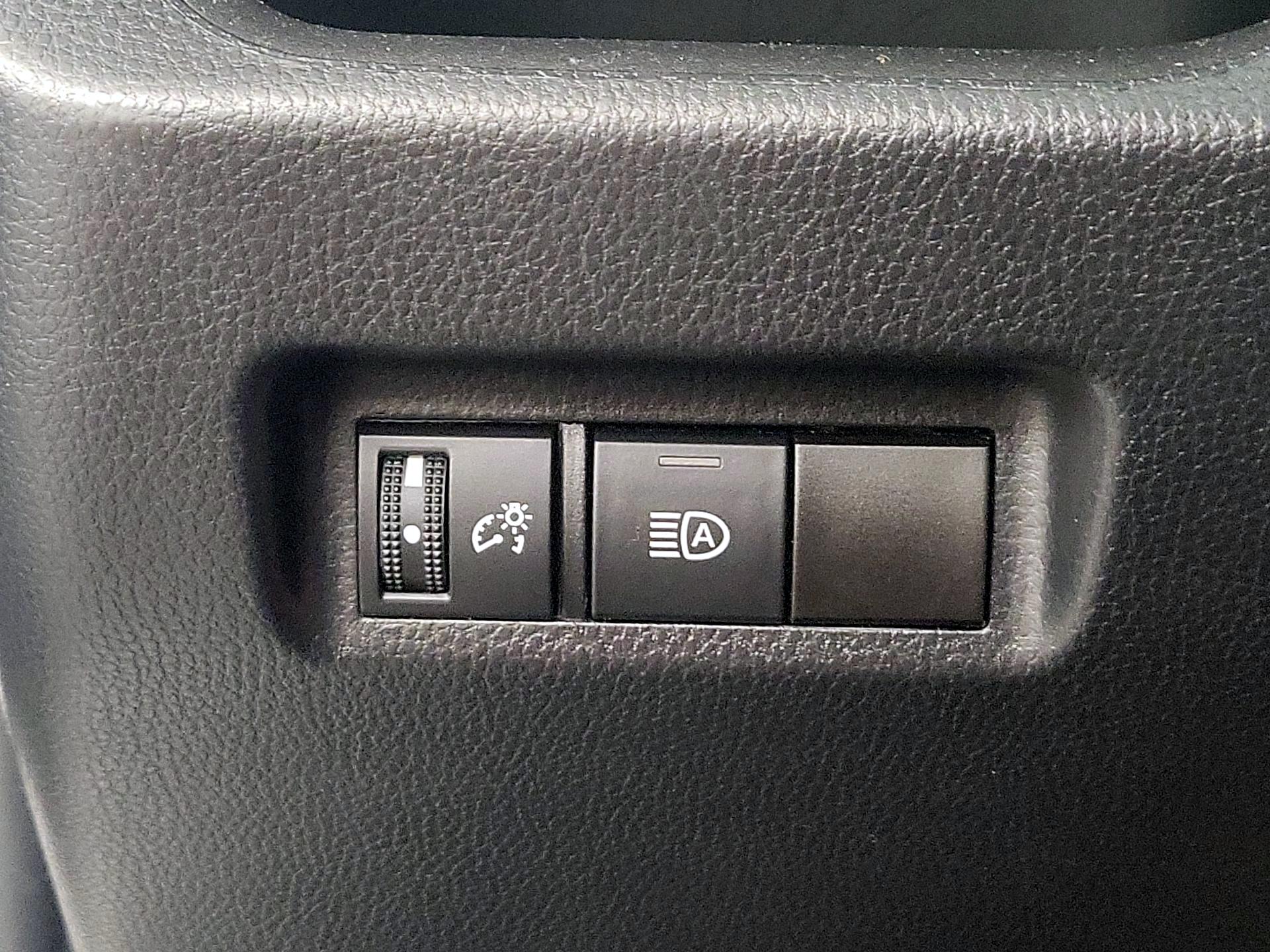 Thumbnail: 2023 Toyota RAV4 - 13