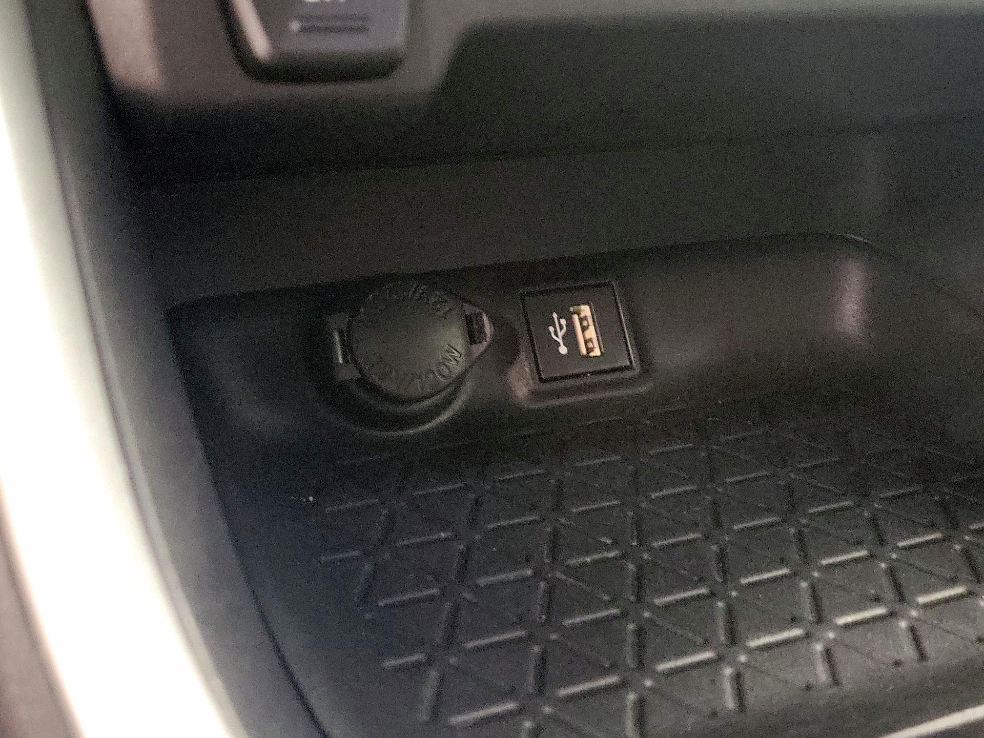 Thumbnail: 2023 Toyota RAV4 - 18