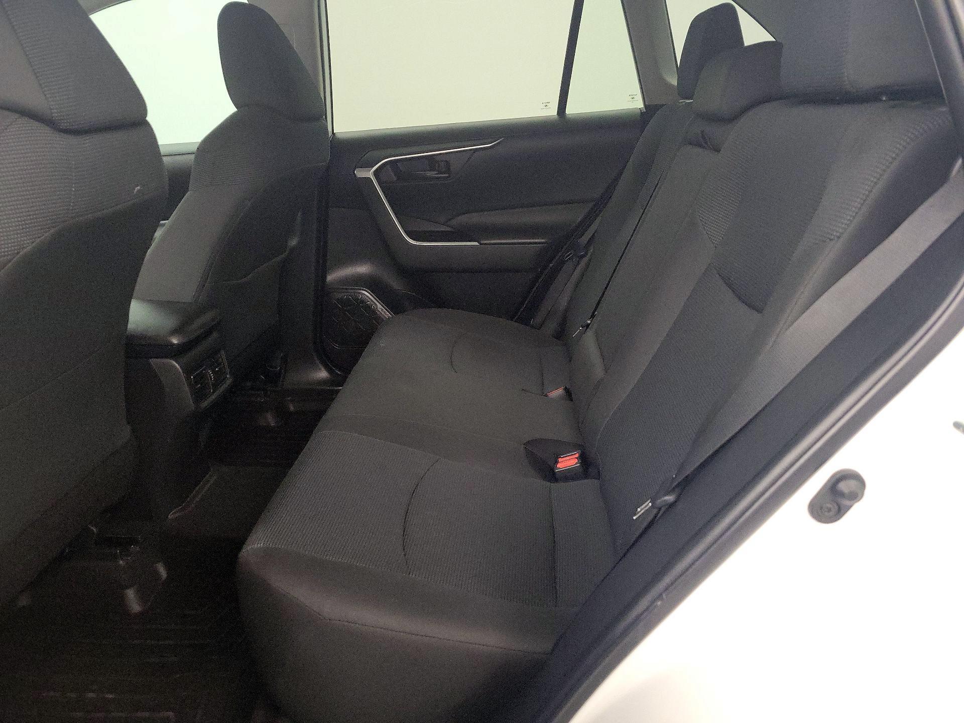 Thumbnail: 2023 Toyota RAV4 - 19