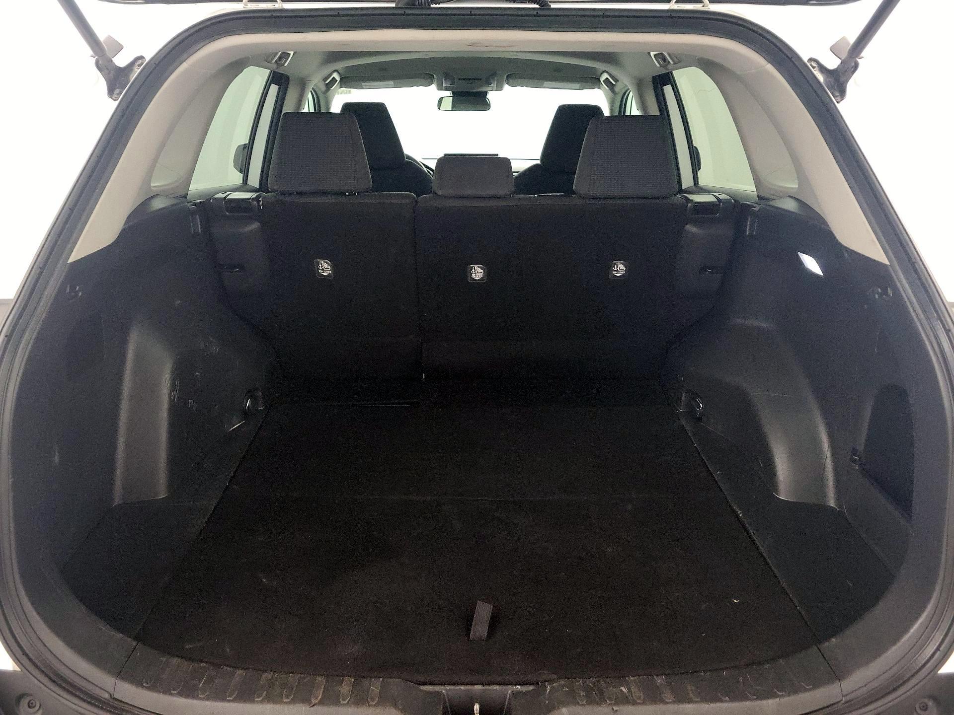 Thumbnail: 2023 Toyota RAV4 - 20