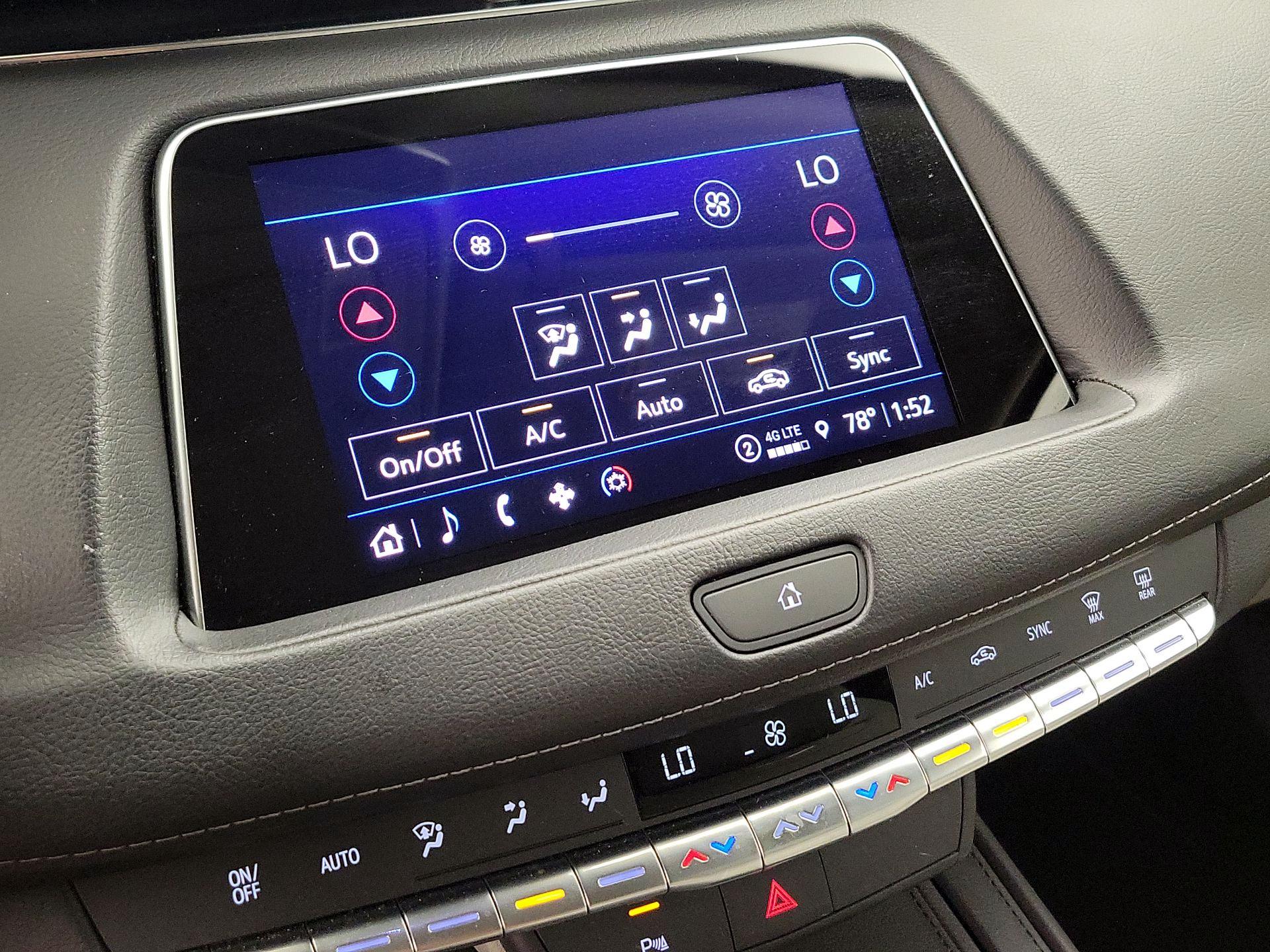 Thumbnail: 2023 Cadillac XT4 - 16