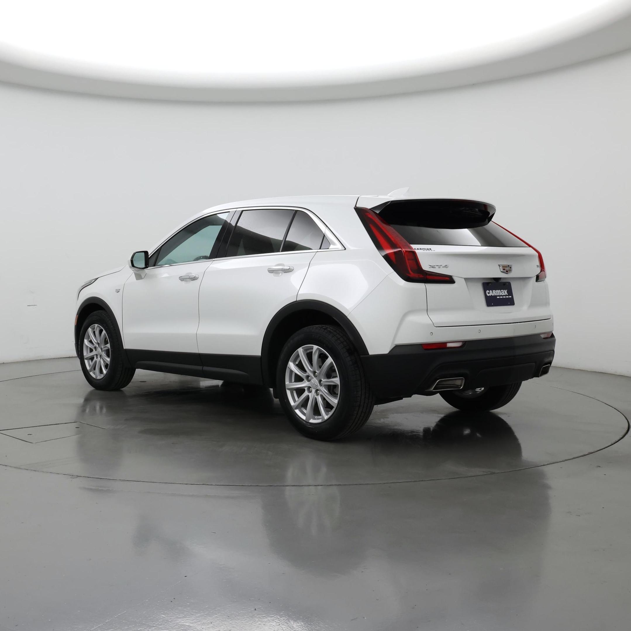 Thumbnail: 2023 Cadillac XT4 - 2