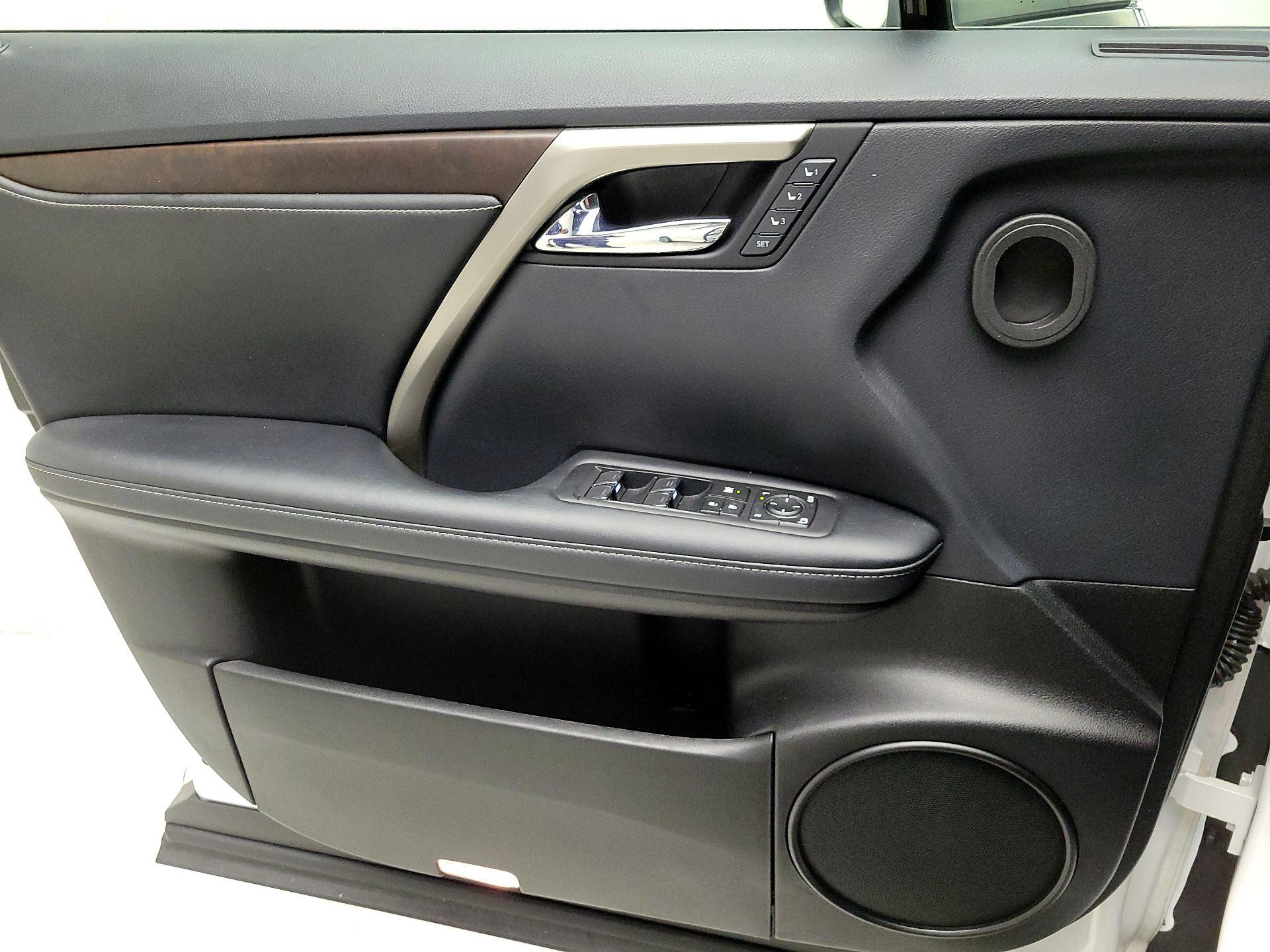 Thumbnail: 2022 Lexus RX - 10