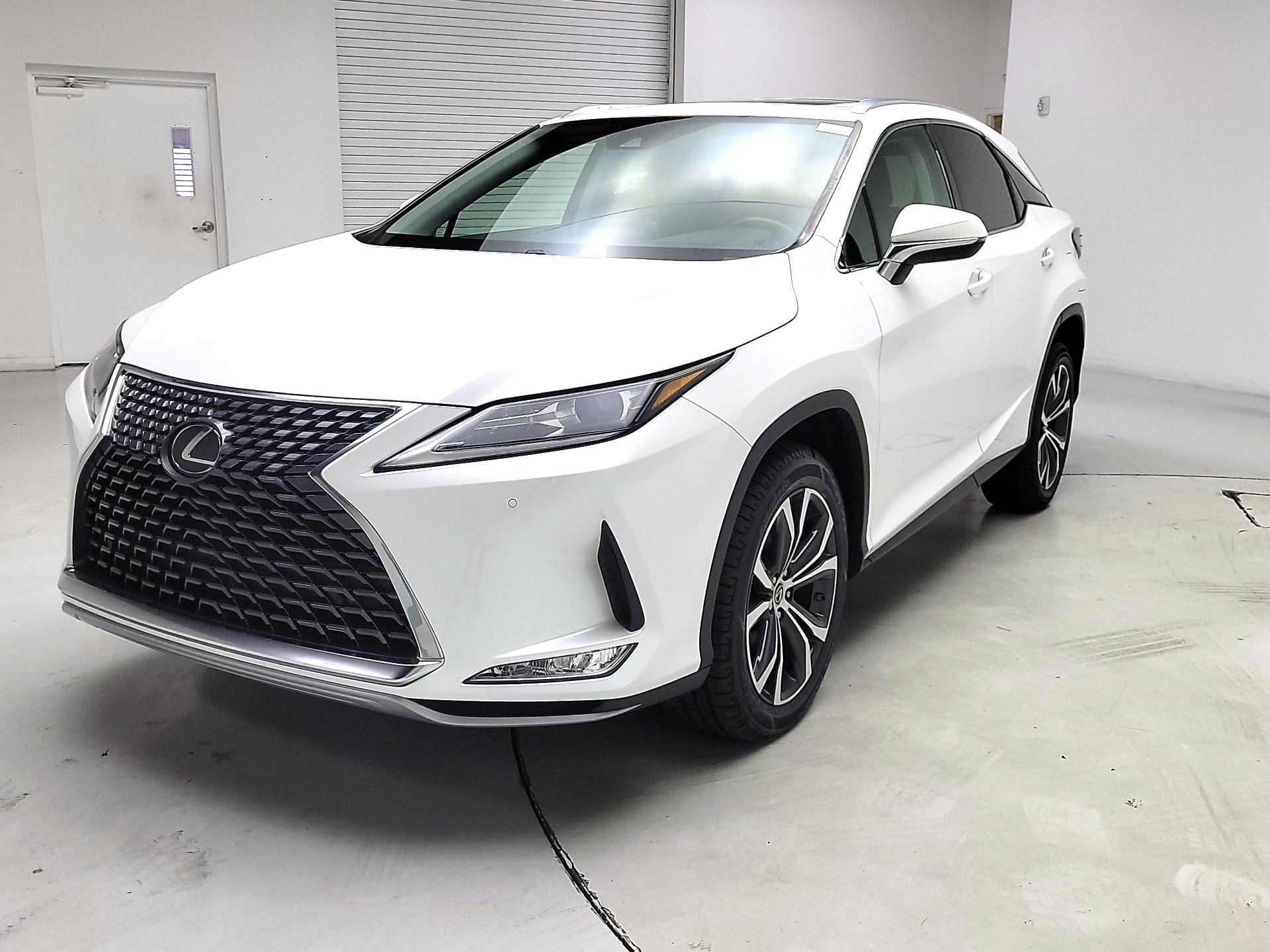 Thumbnail: 2022 Lexus RX - 3