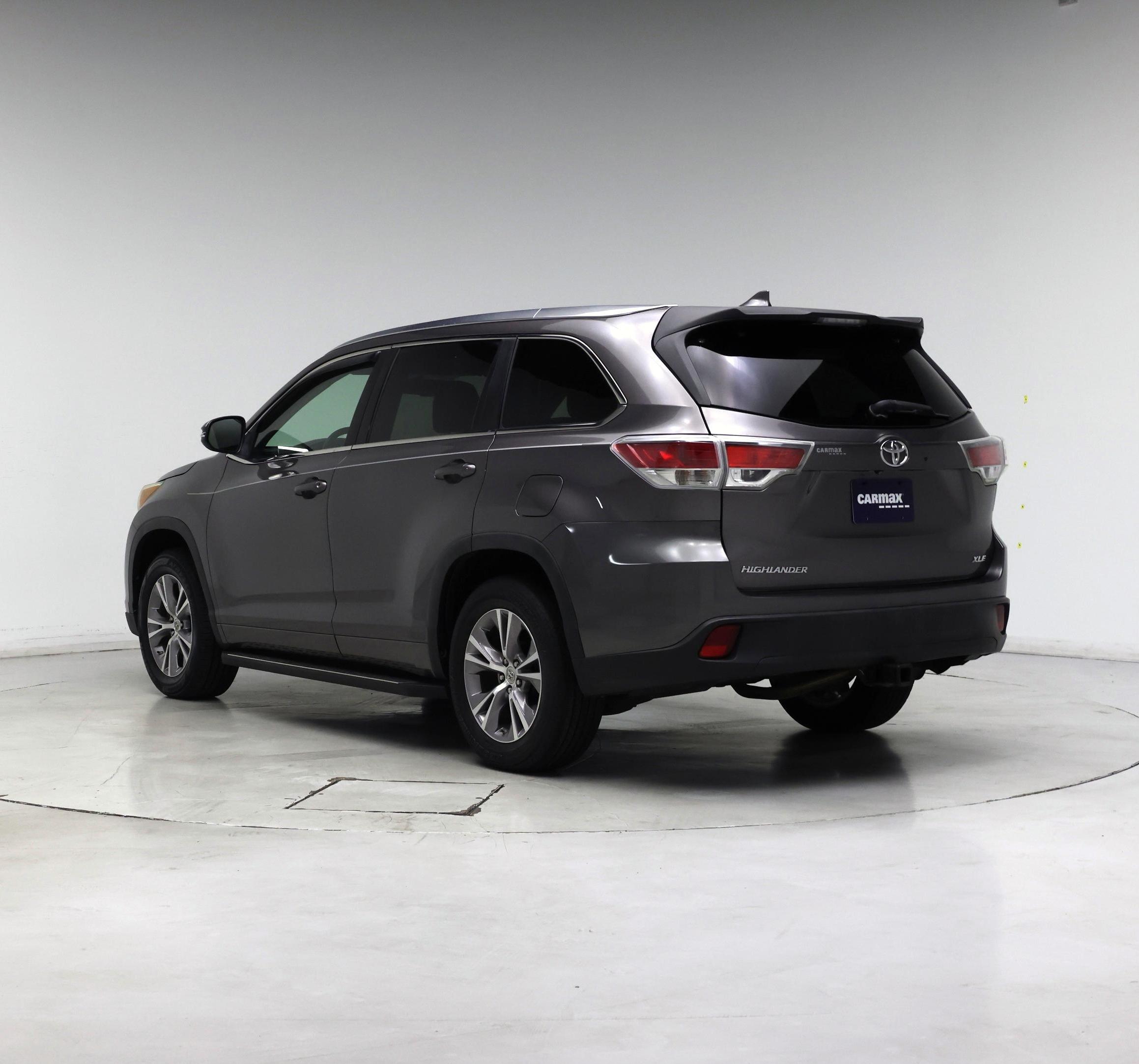 Thumbnail: 2015 Toyota Highlander - 2