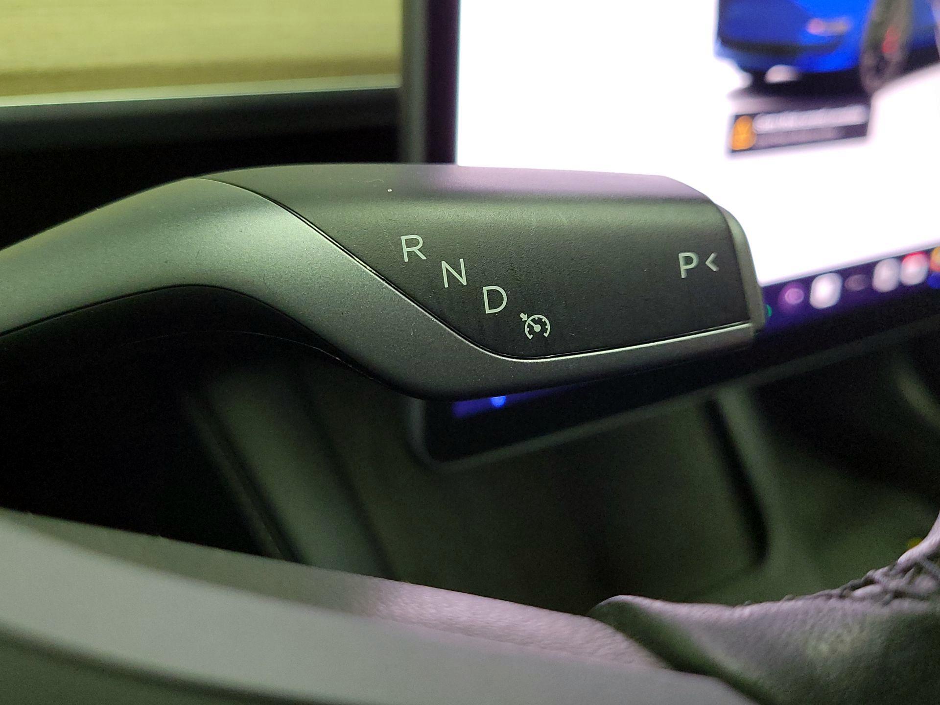 Thumbnail: 2023 Tesla Model 3 - 15