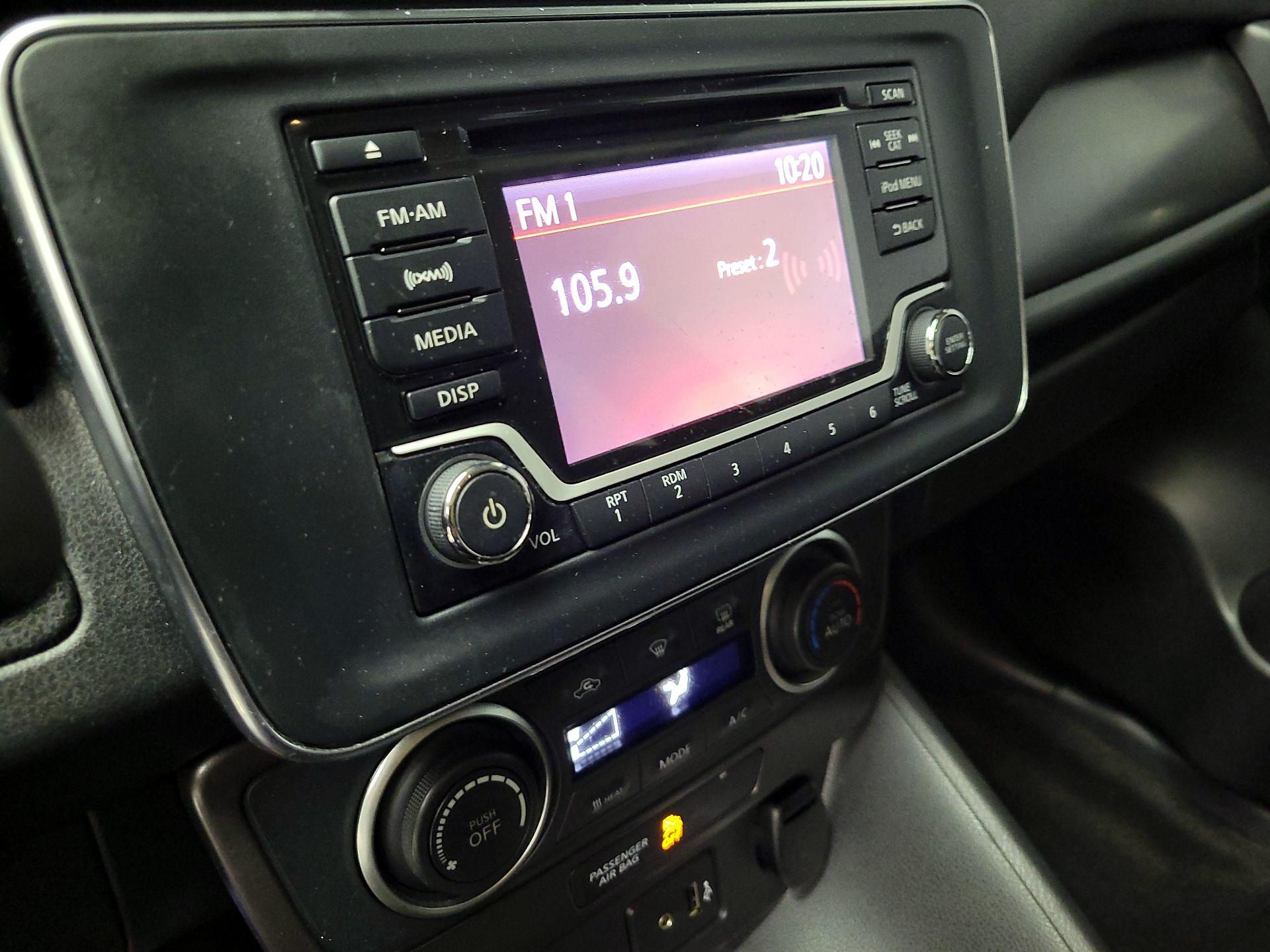 Thumbnail: 2019 Nissan Leaf - 13