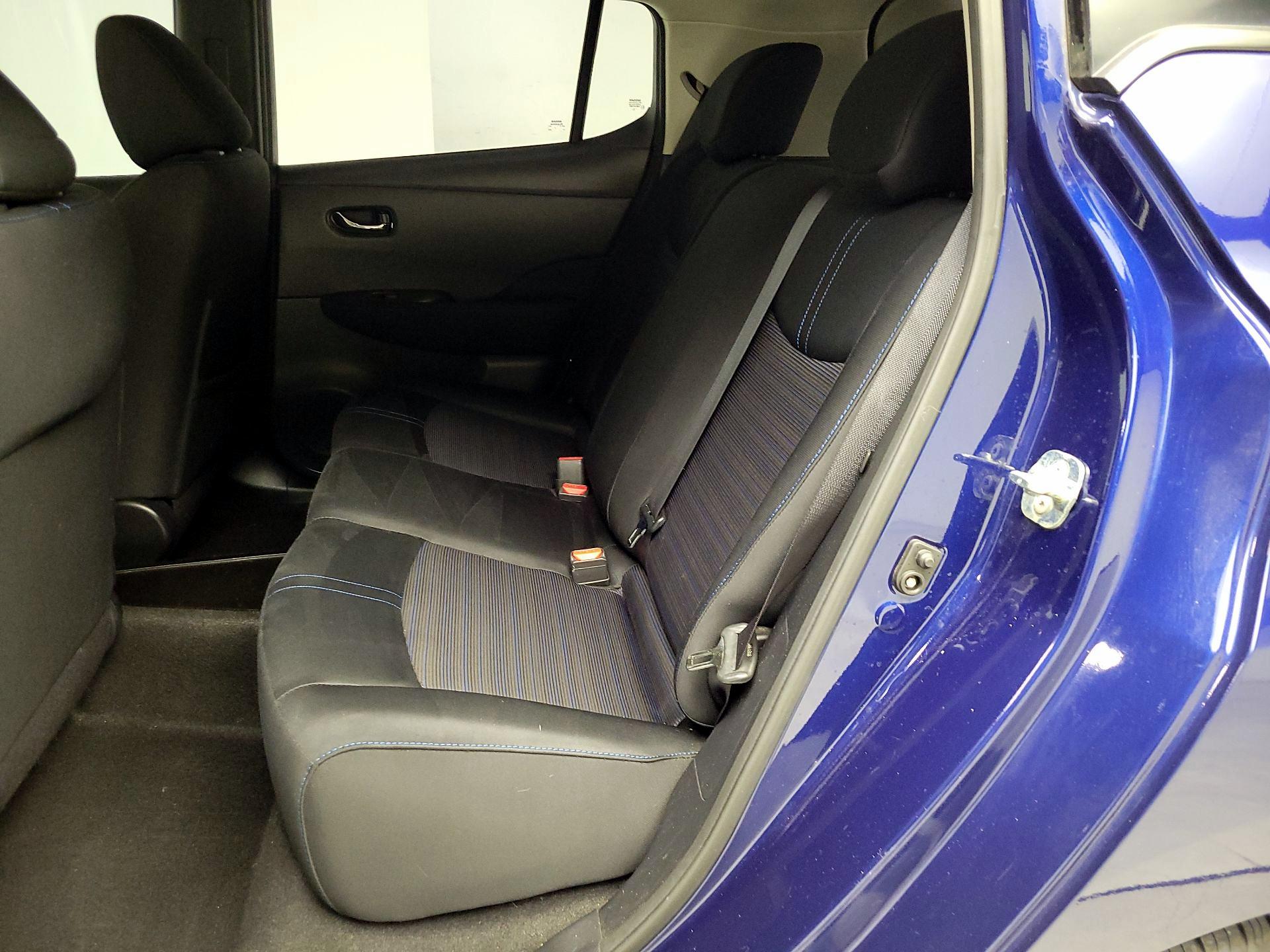 Thumbnail: 2019 Nissan Leaf - 17