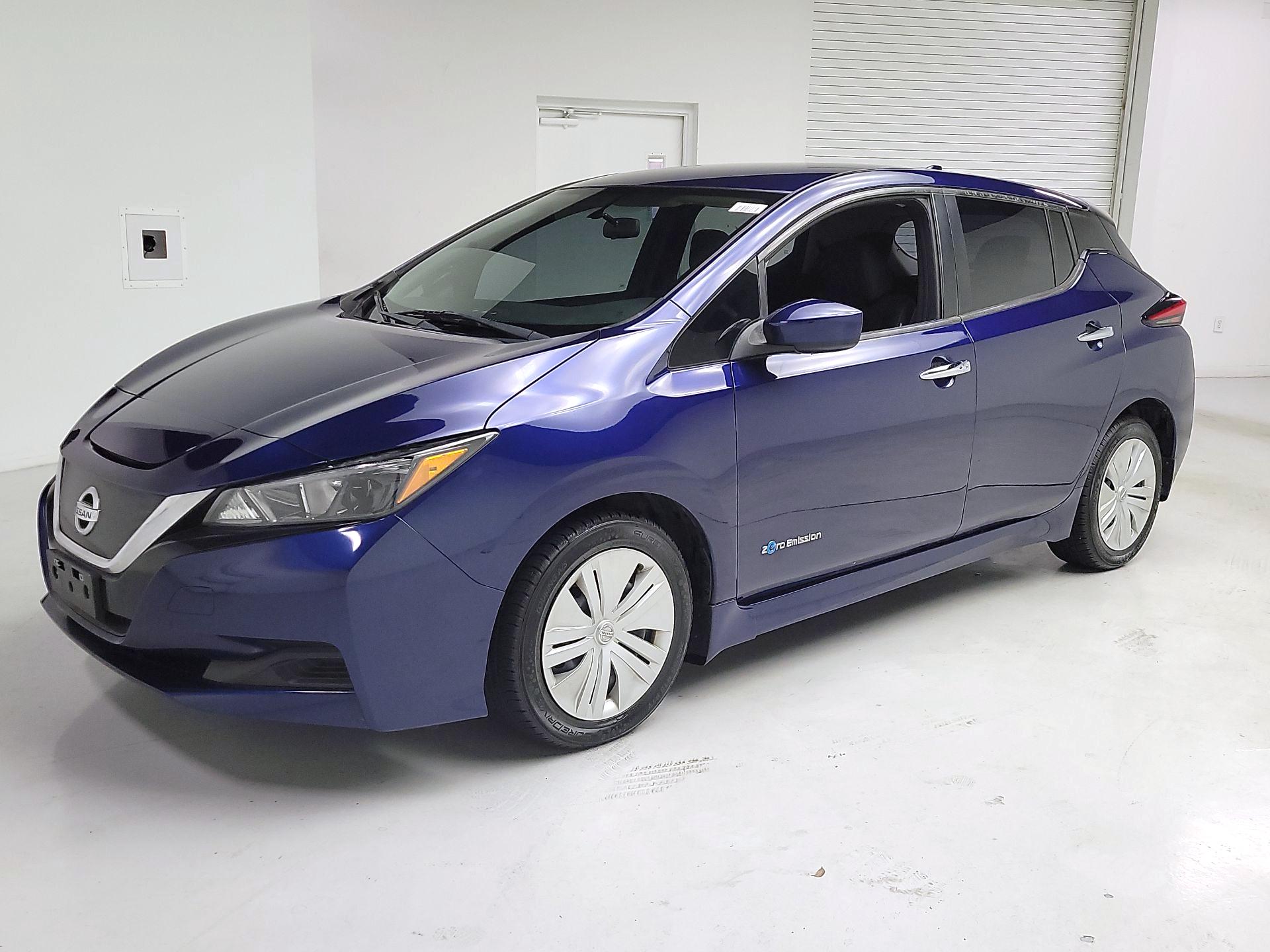 Thumbnail: 2019 Nissan Leaf - 3