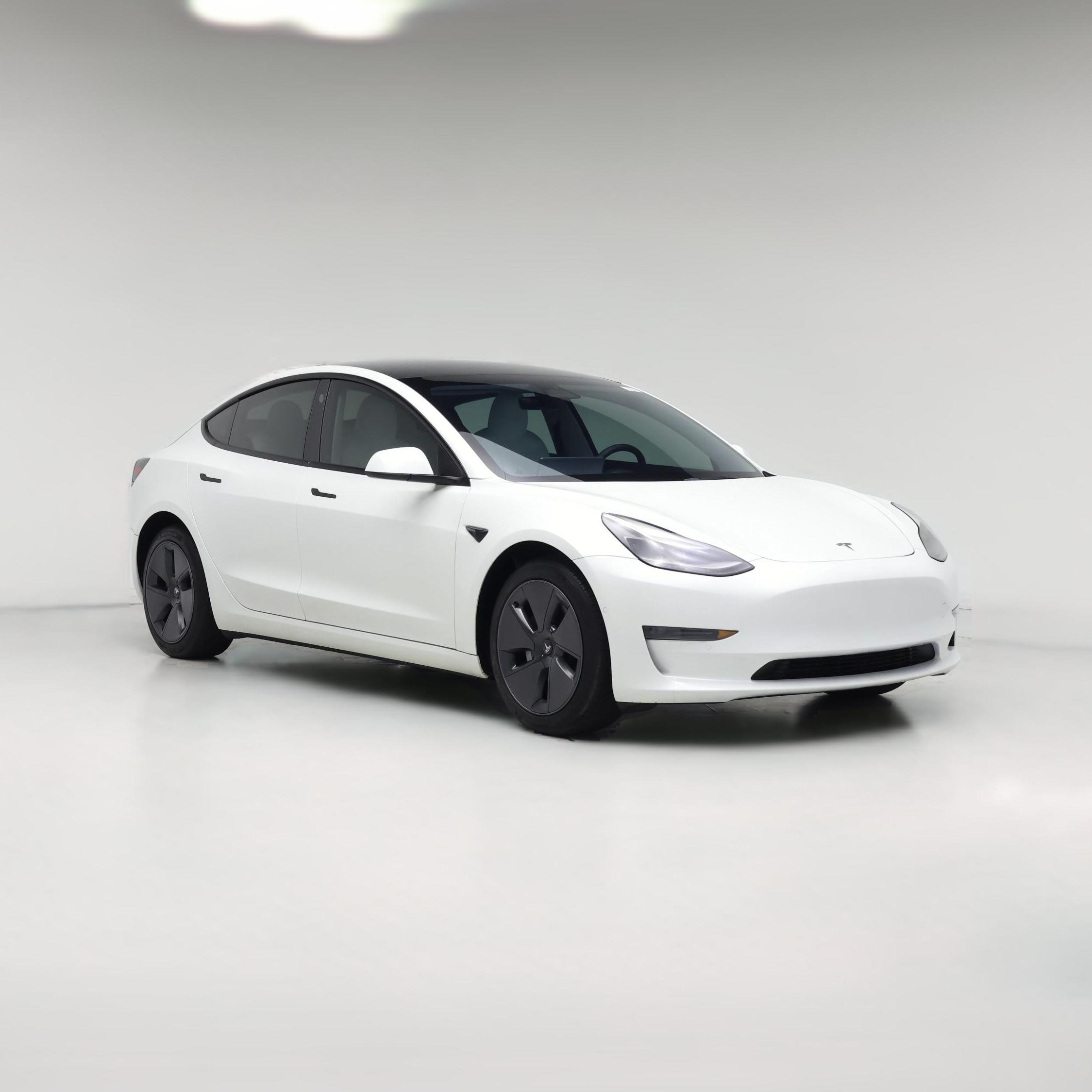 Thumbnail: 2022 Tesla Model 3 - 1