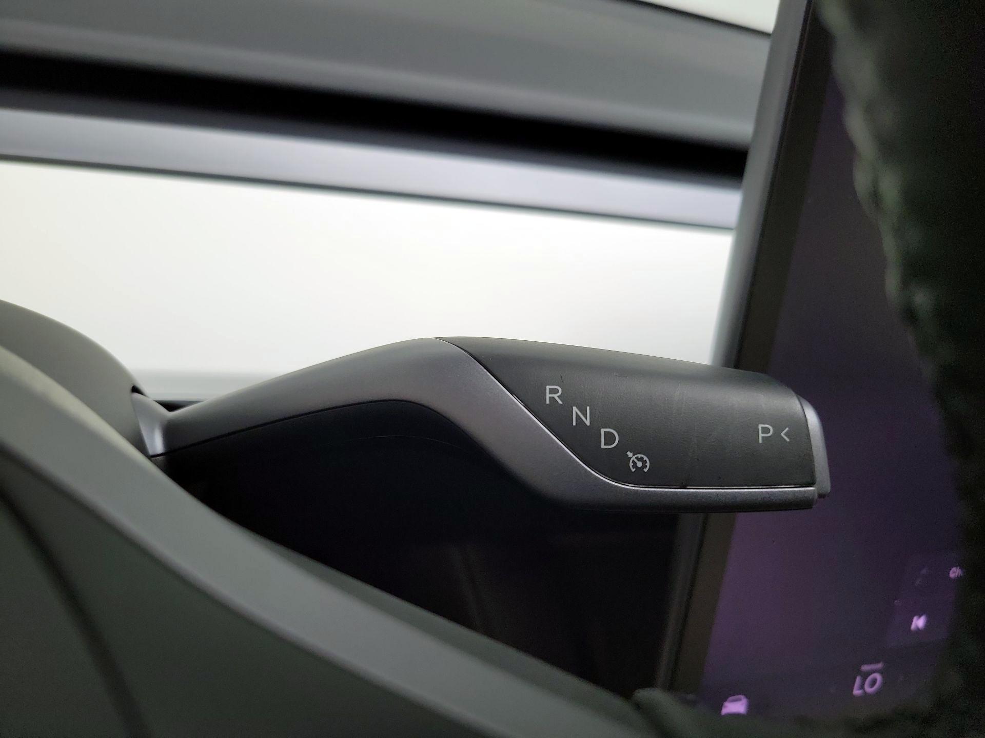 Thumbnail: 2022 Tesla Model 3 - 17