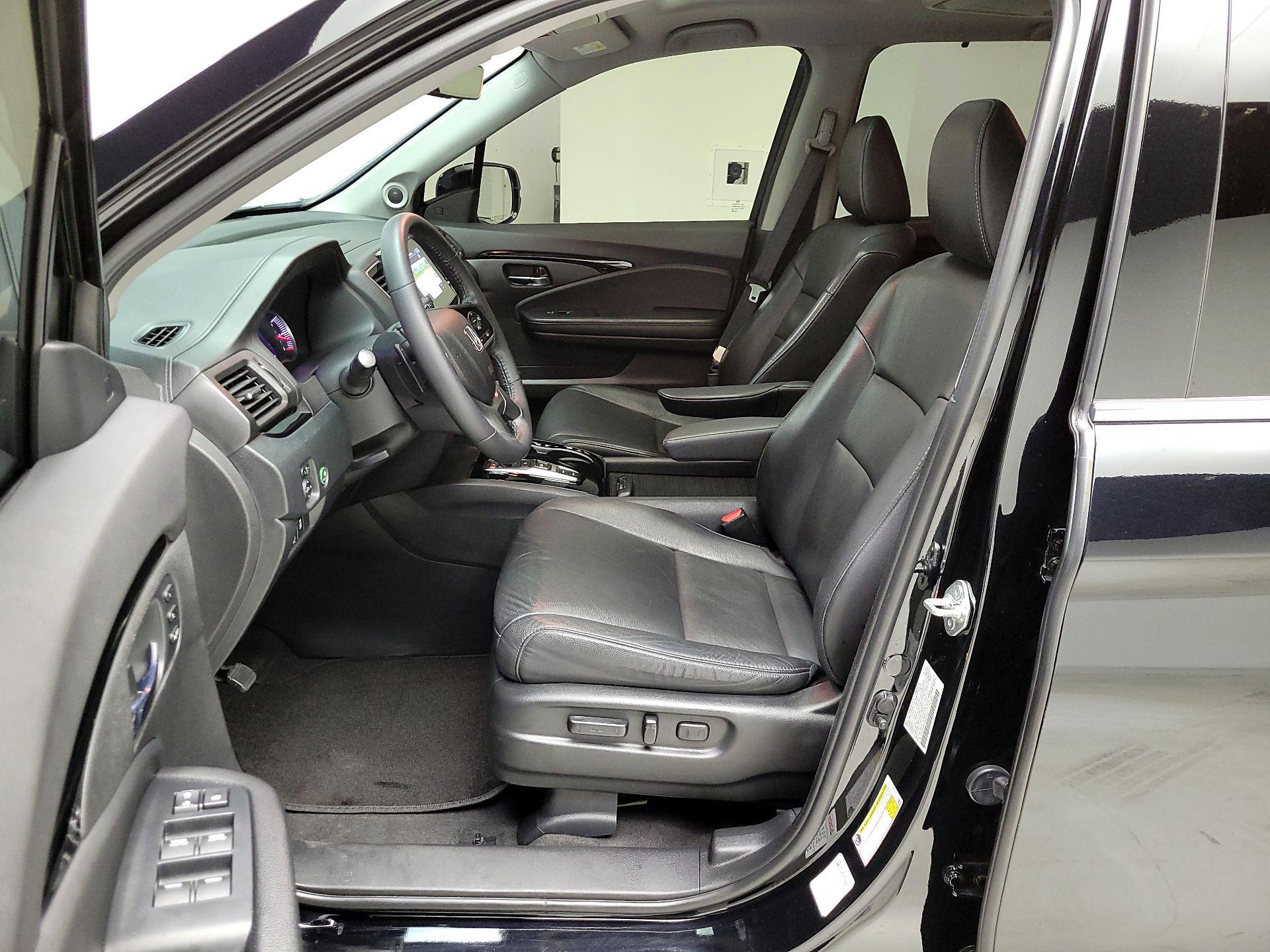 Thumbnail: 2022 Honda Pilot - 9