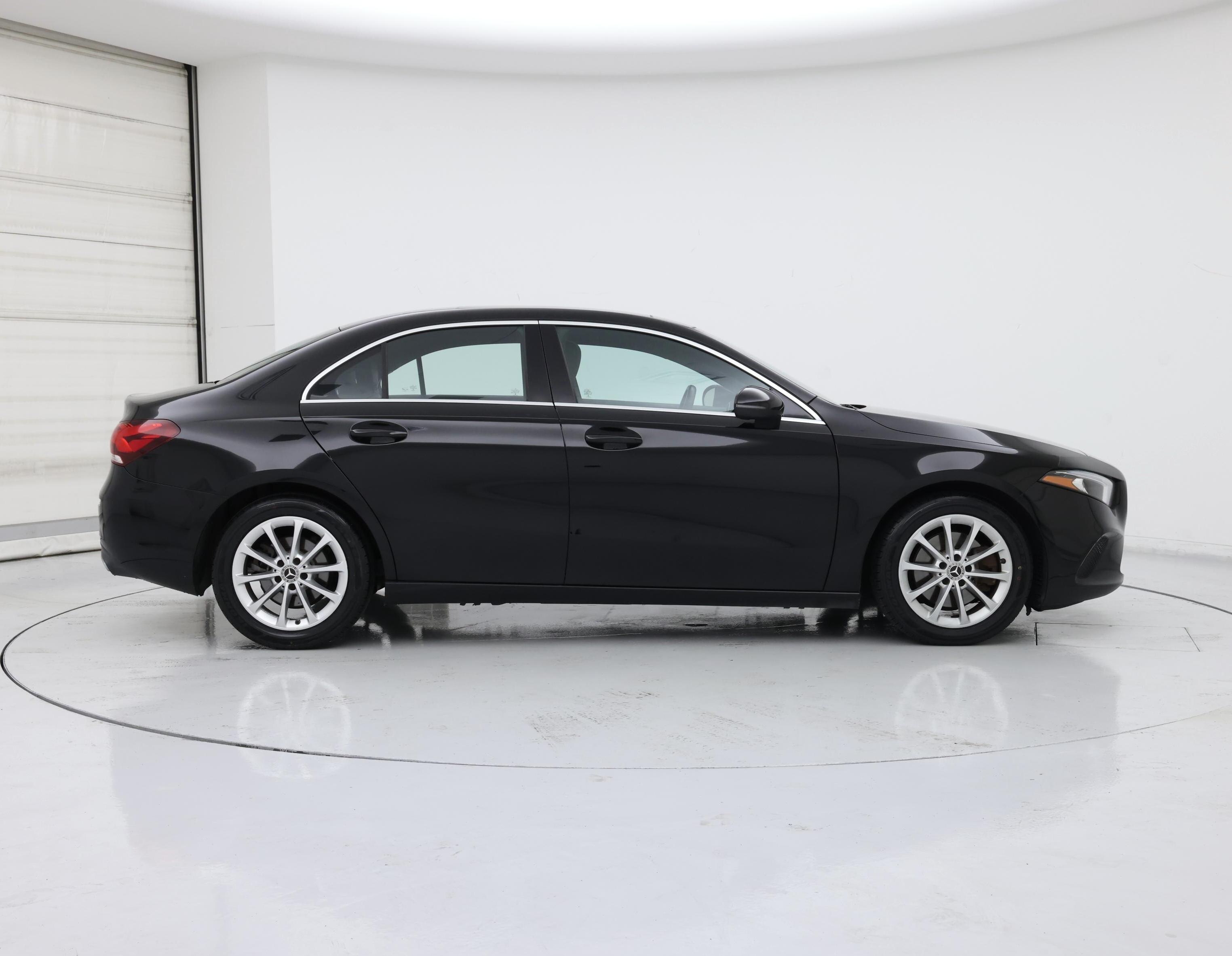 Thumbnail: 2020 Mercedes-Benz A-Class - 7