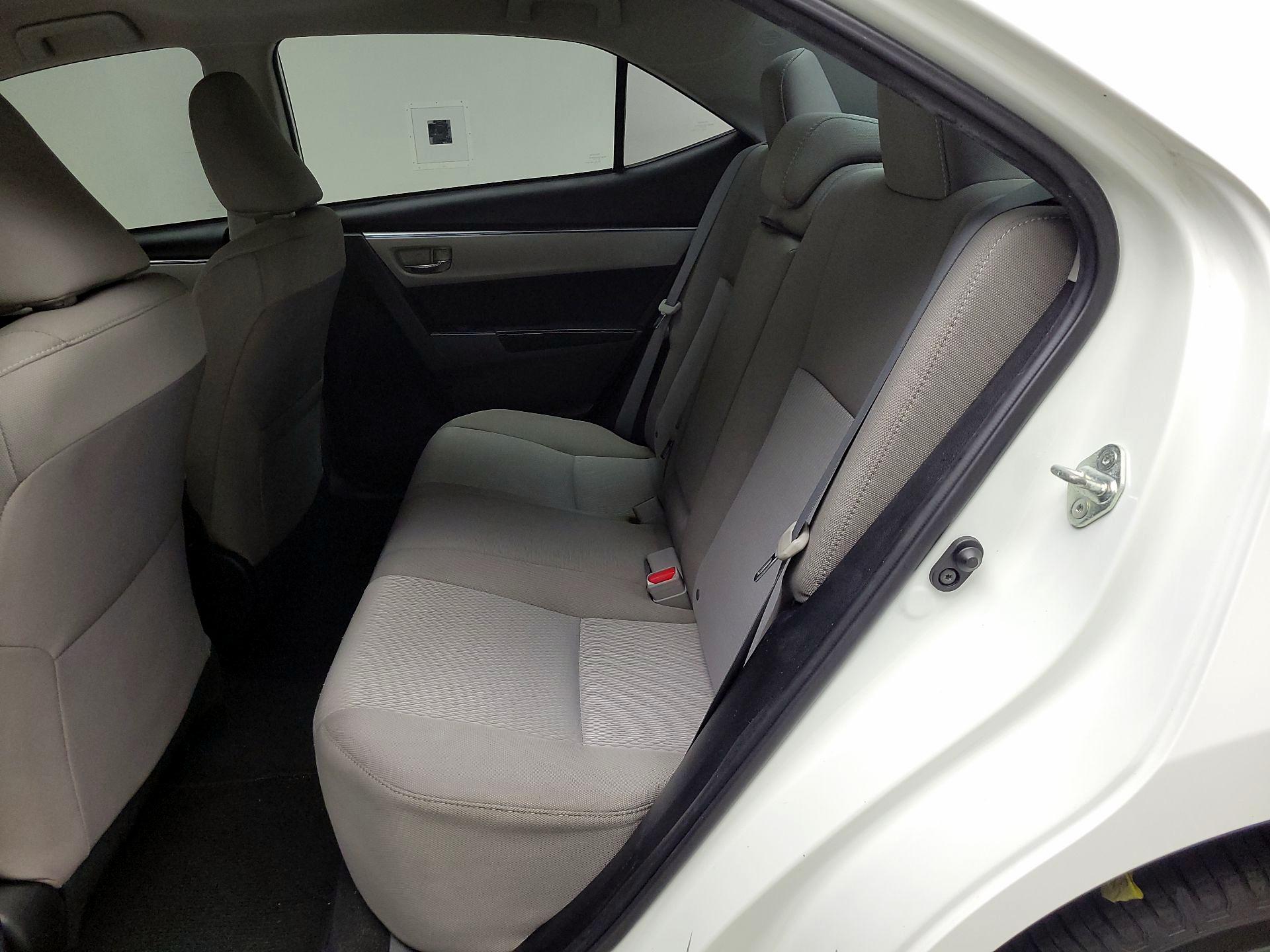 Thumbnail: 2016 Toyota Corolla - 17