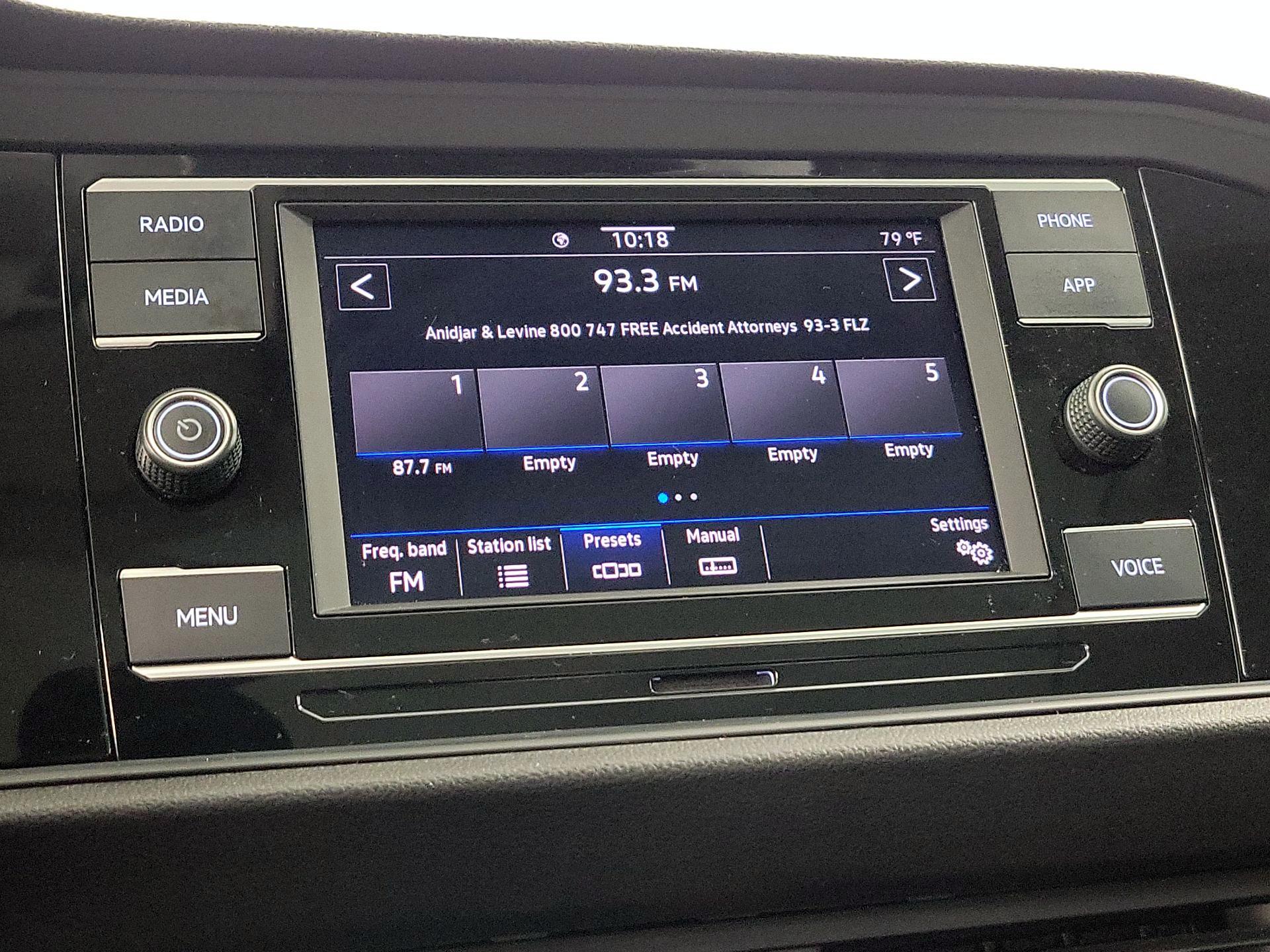 Thumbnail: 2020 Volkswagen Jetta - 15