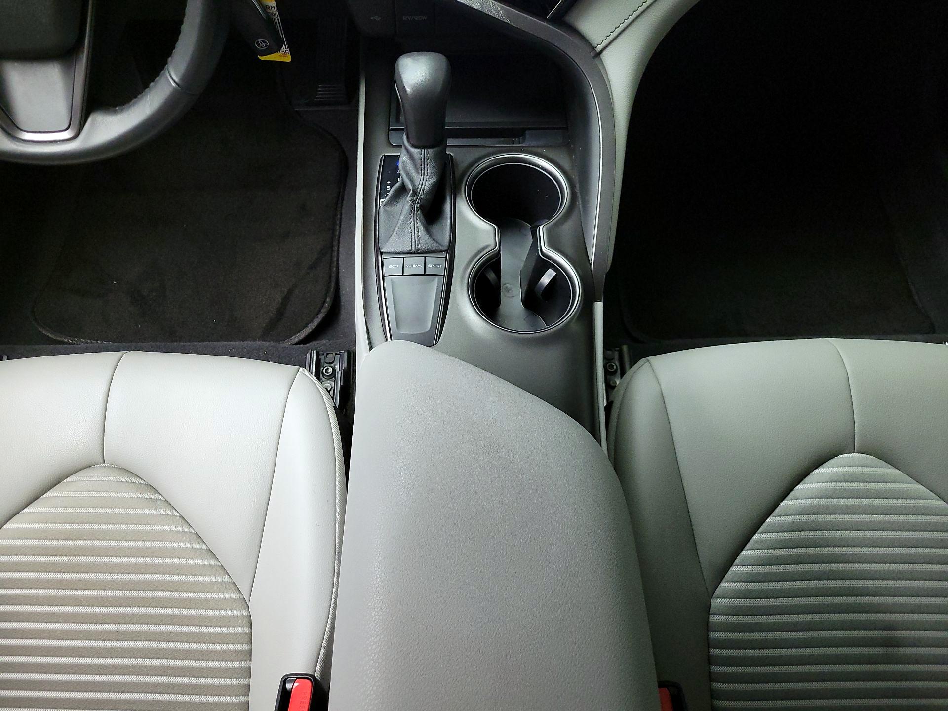 Thumbnail: 2024 Toyota Camry - 15