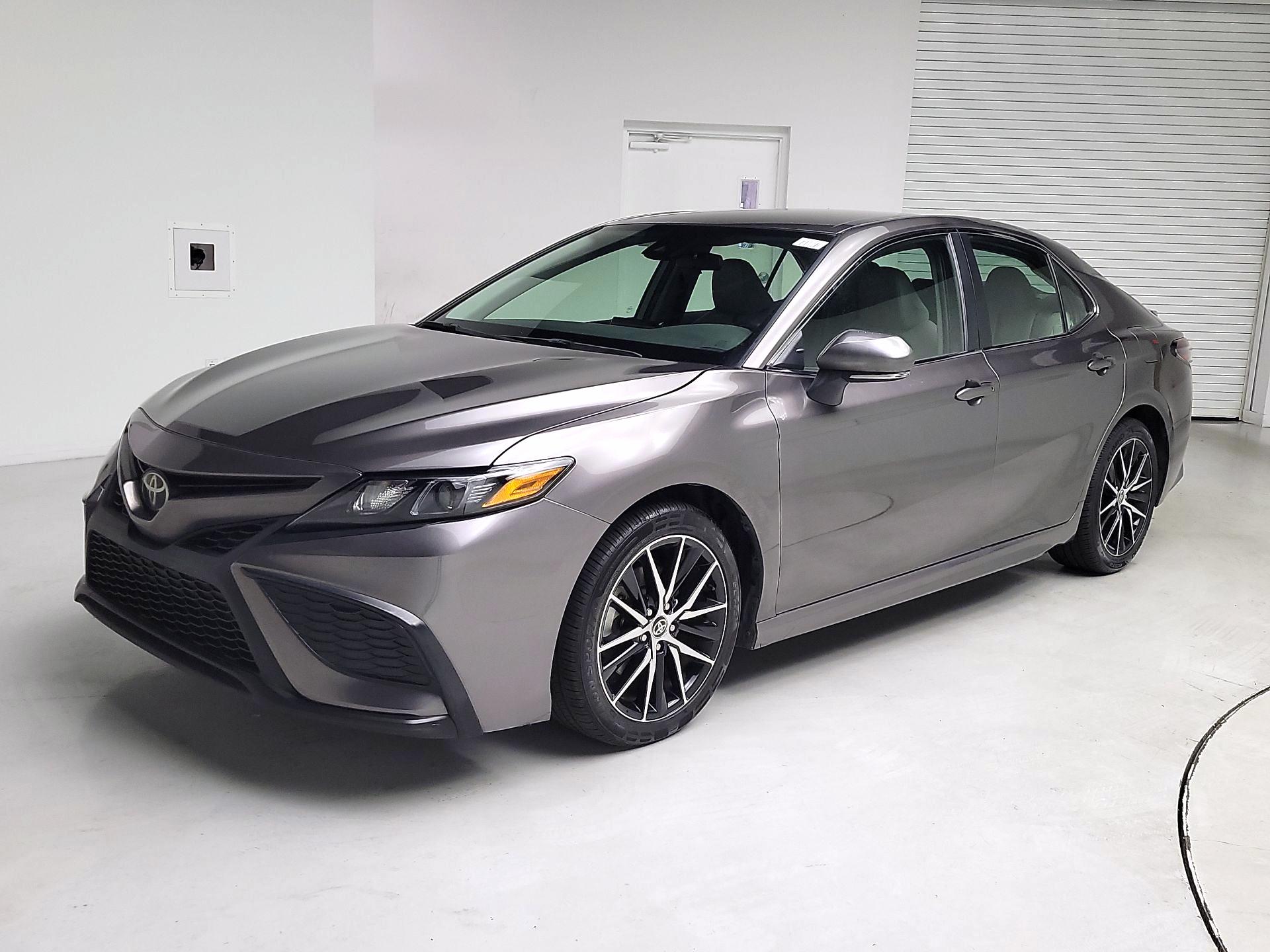 Thumbnail: 2024 Toyota Camry - 3