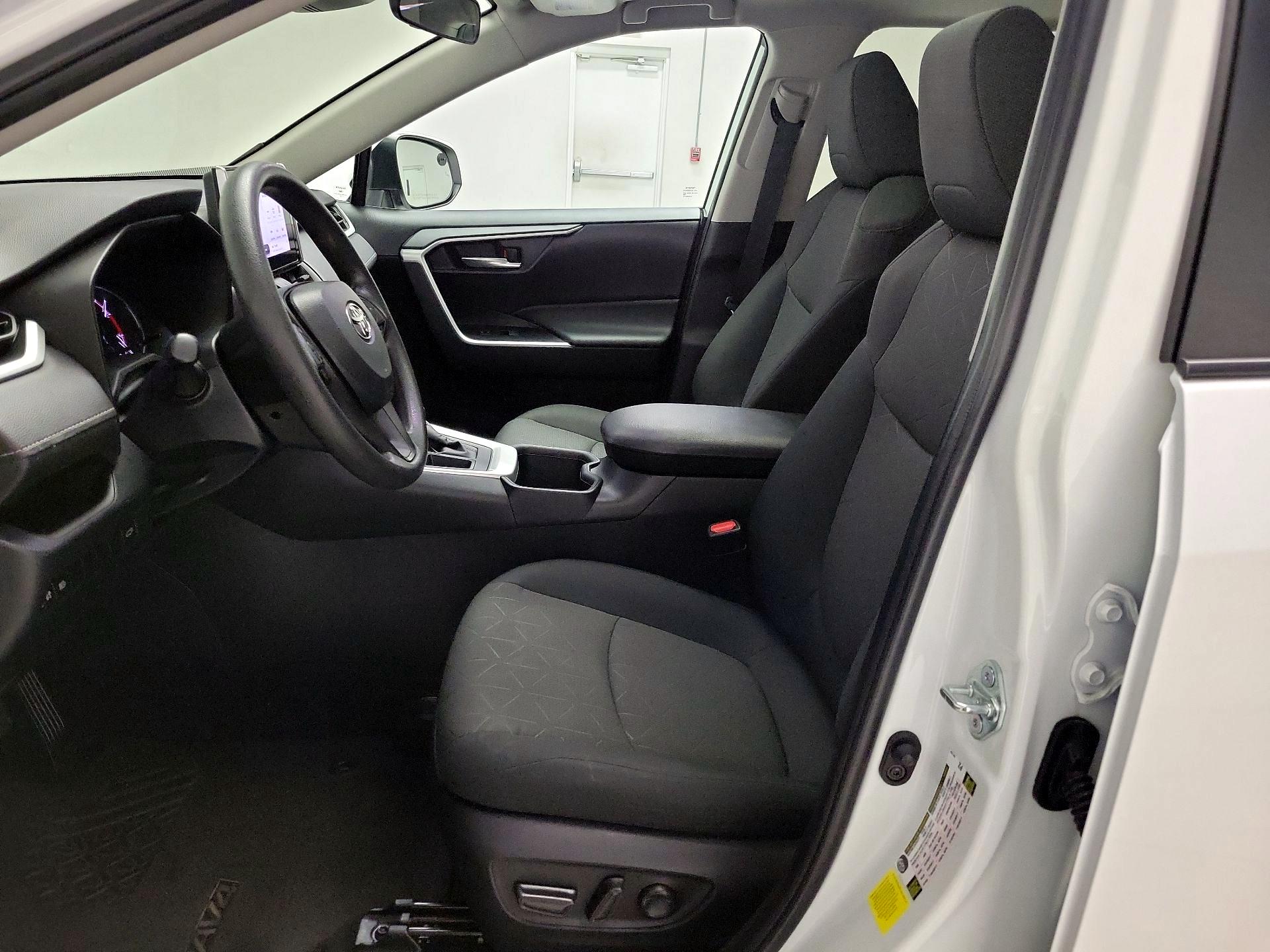 Thumbnail: 2023 Toyota RAV4 - 11