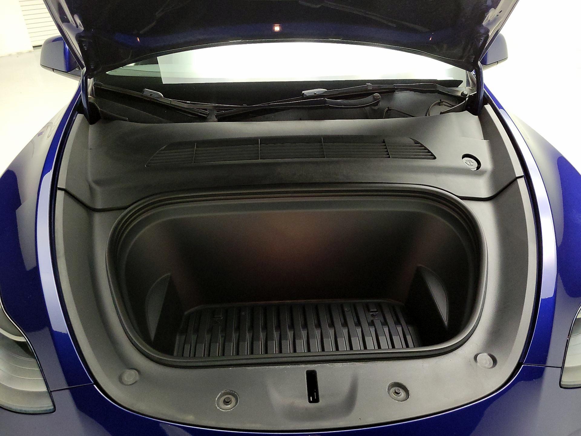 Thumbnail: 2023 Tesla Model Y - 18