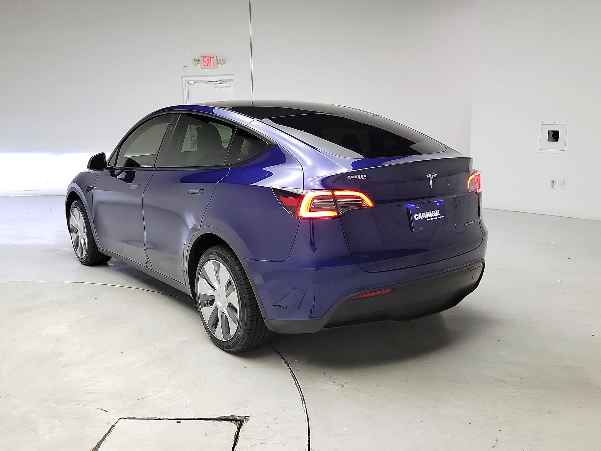 Thumbnail: 2023 Tesla Model Y - 7