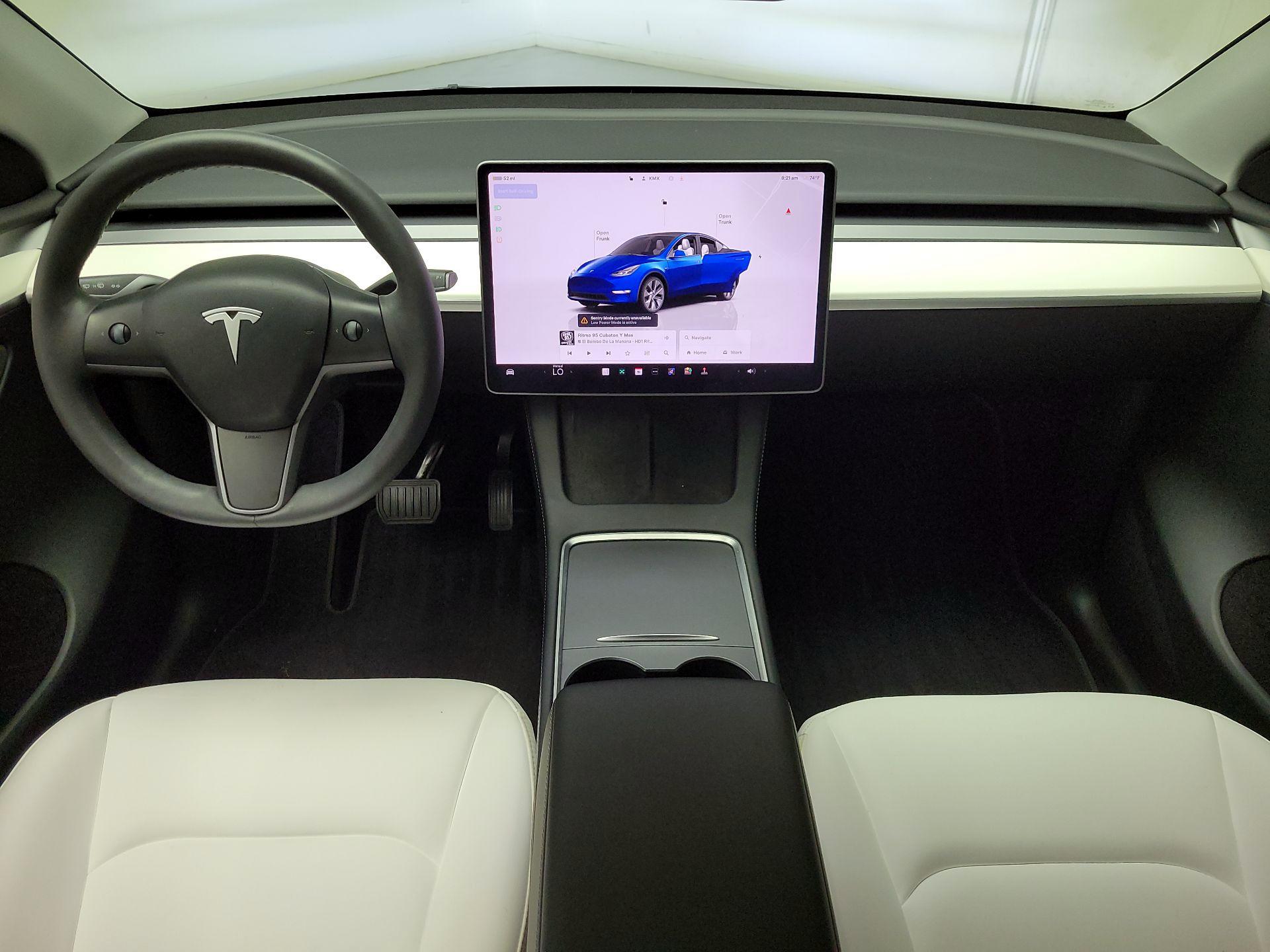 Thumbnail: 2023 Tesla Model Y - 8