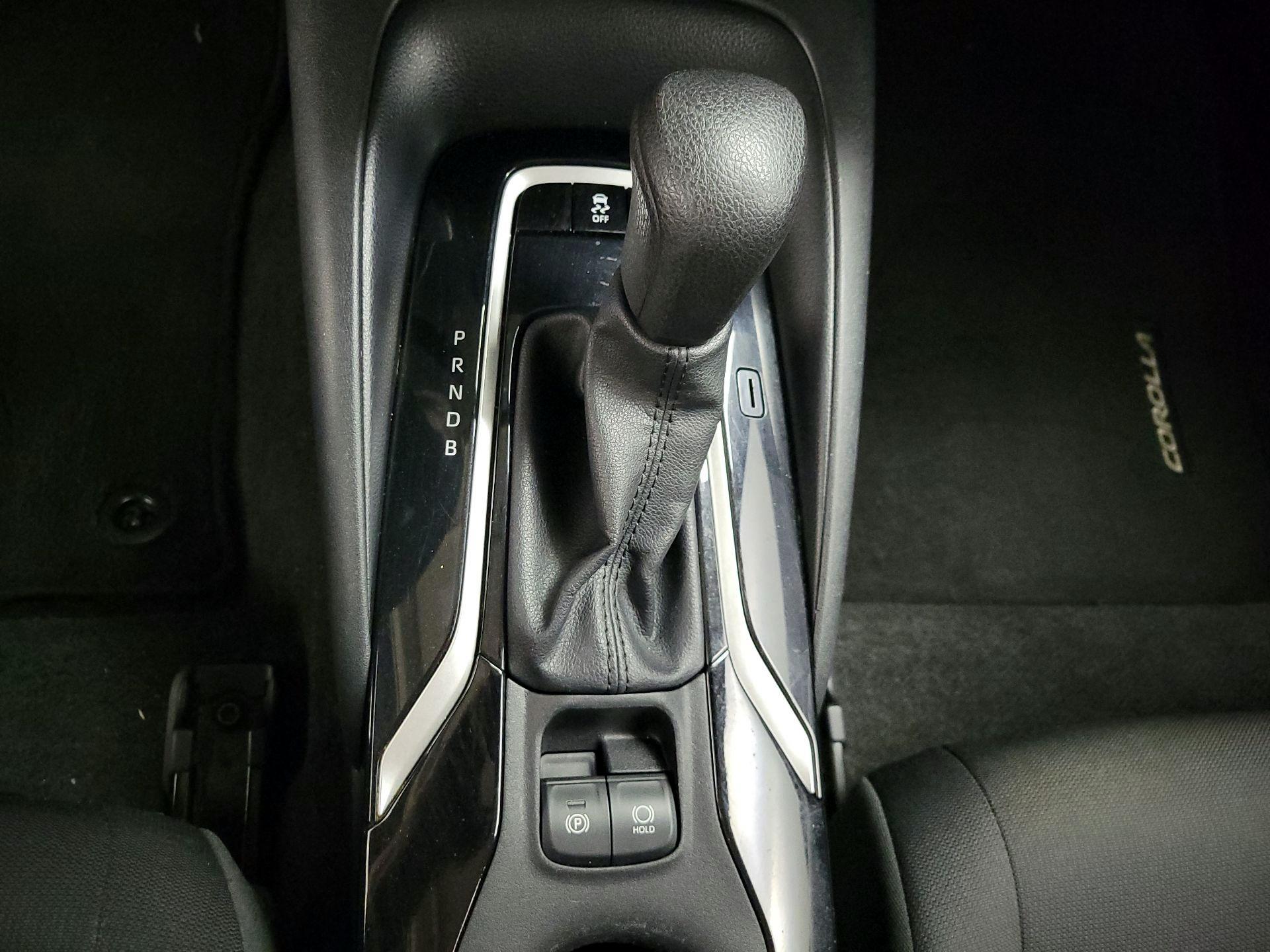 Thumbnail: 2022 Toyota Corolla - 17