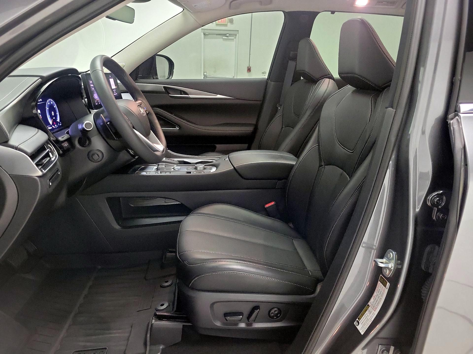 Thumbnail: 2025 INFINITI QX60 - 11