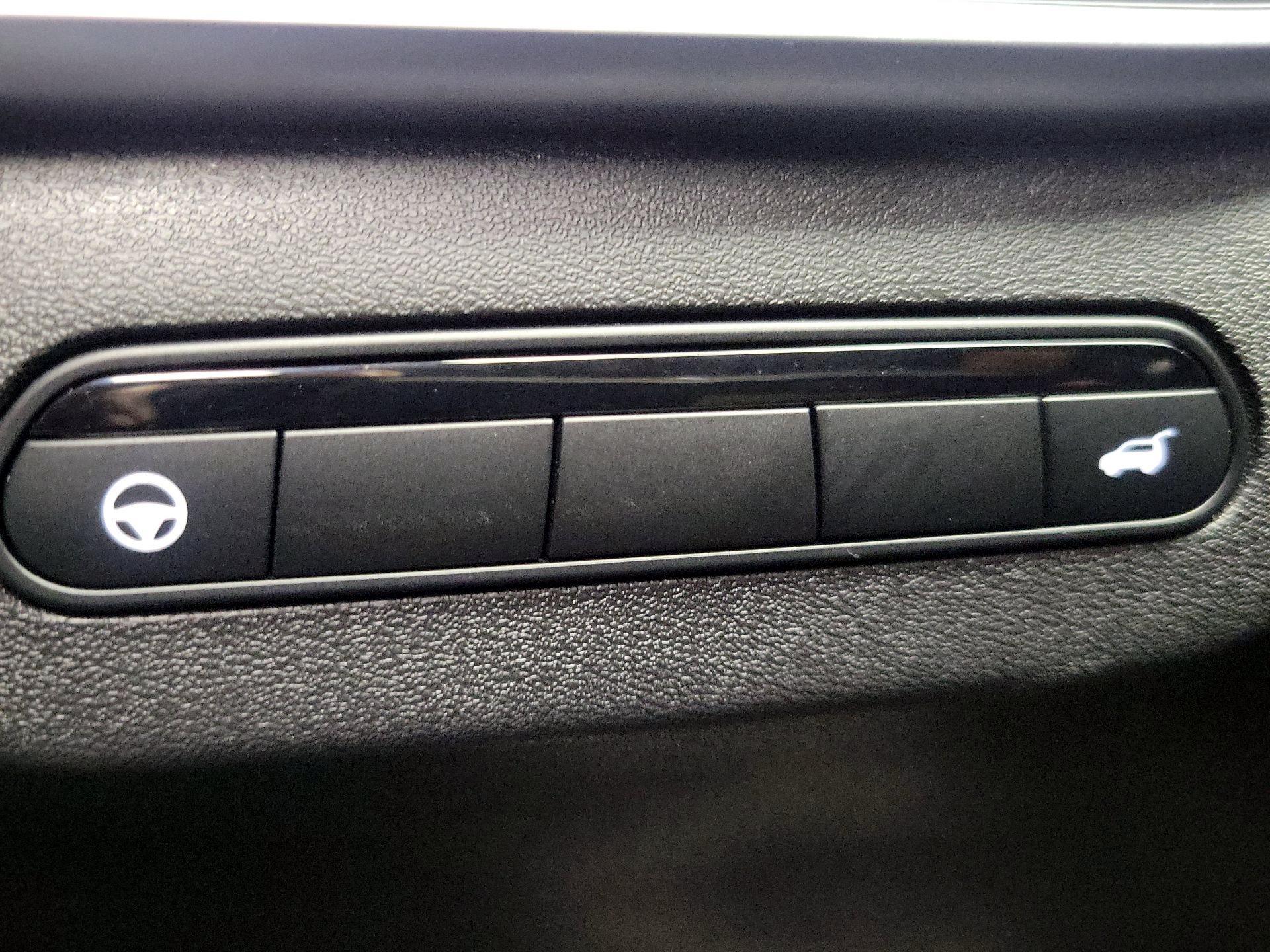 Thumbnail: 2025 INFINITI QX60 - 13