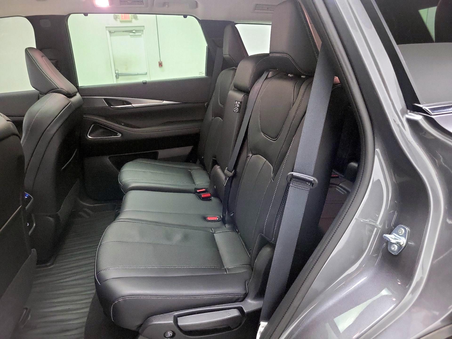 Thumbnail: 2025 INFINITI QX60 - 20